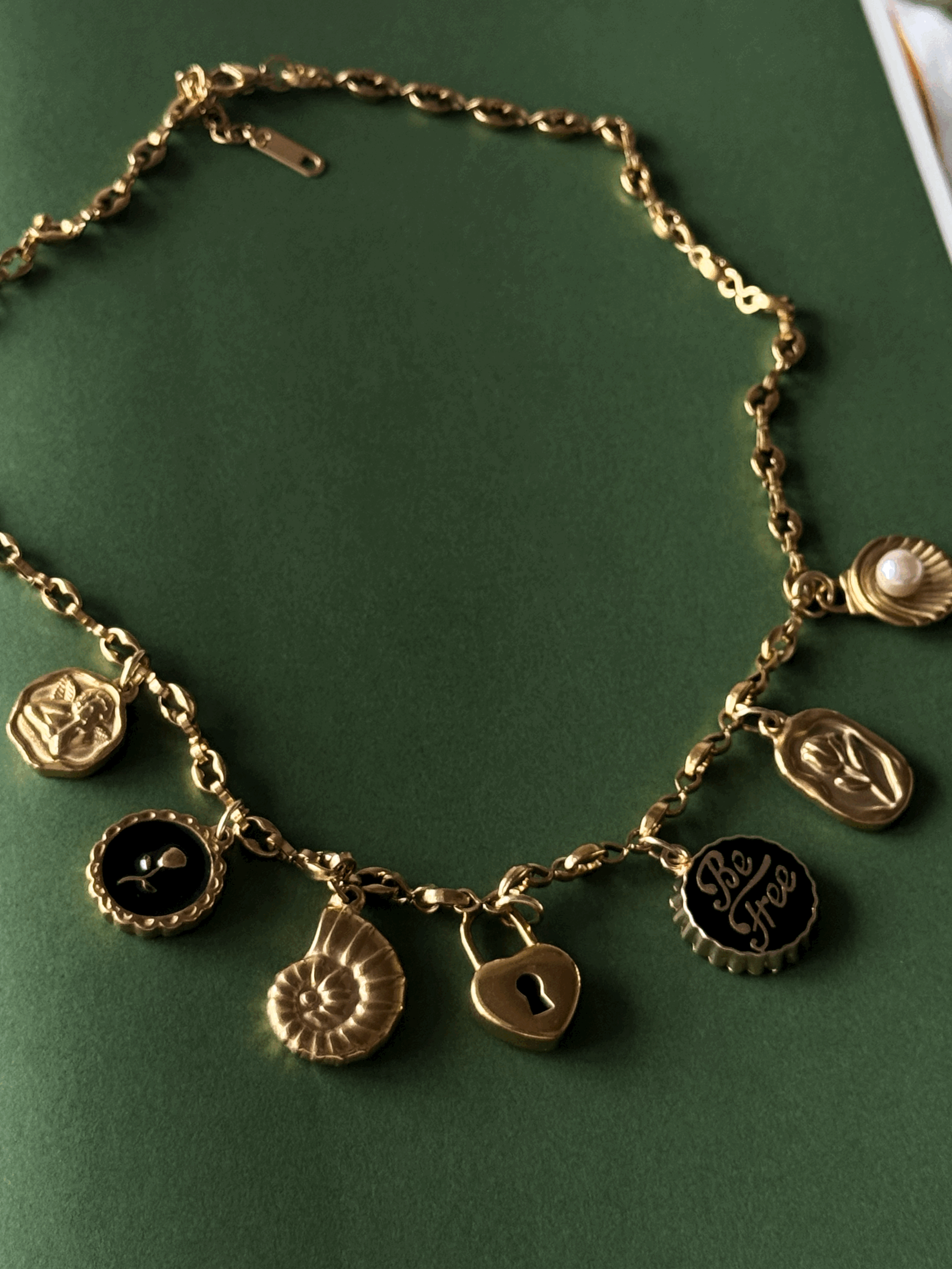 Charming Sweet Floral Necklace โจ๐ธ