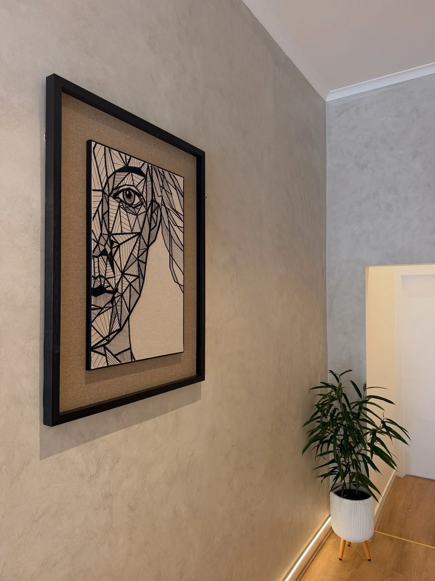 True aesthetic results start with expert assessment and individualised treatment planning.

We focus on facial balance, structure, and natural enhancement, just you feeling more confident.
Because subtle, well planned treatments create the most beaut