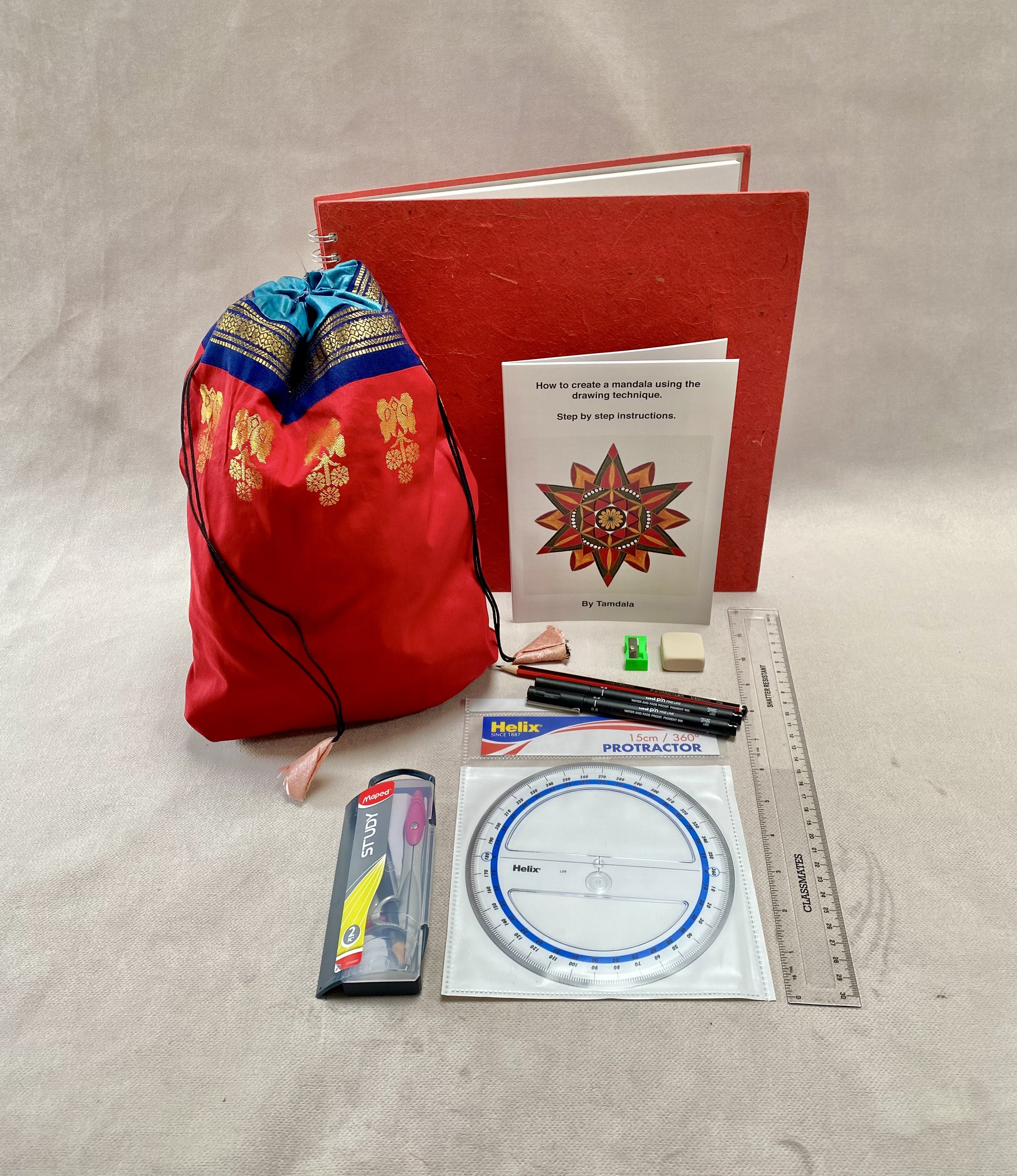 Mandala drawing kit