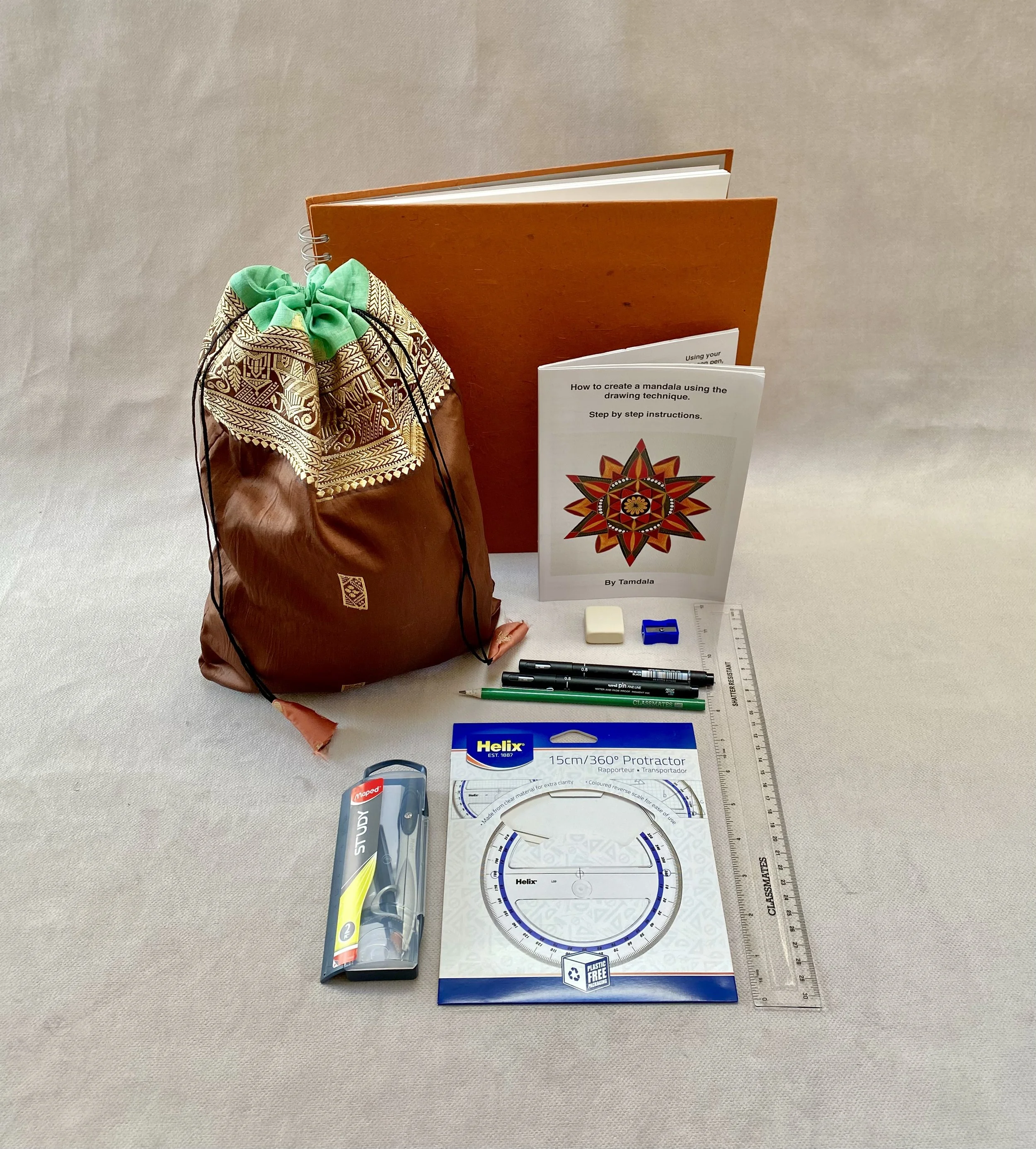 Mandala drawing kit