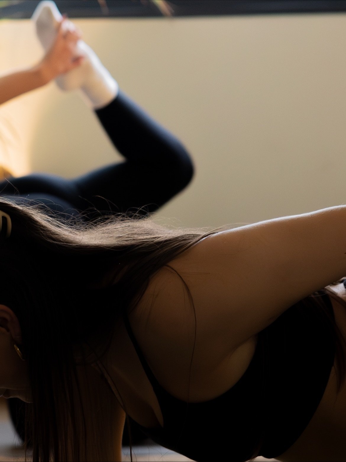 October highlights ✨✨ 

1) My first month as a full-time Pilates instructor🤍🩰☁️ 
2) Started teaching at @pilateswithsienna which I&rsquo;m sooooo excited about ✨
3) The Gorgeous Pilates community at @atpfitnessfelixstowe 
4 + 5) Sister date in Lond