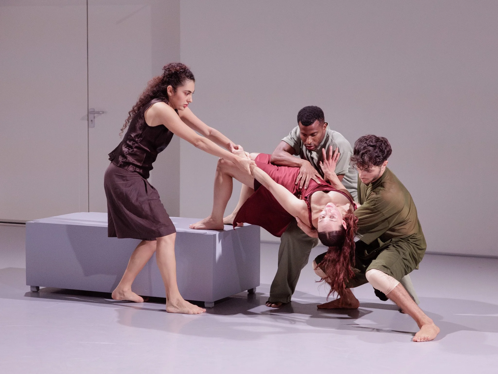 Conny Janssen Danst / AQUÍ NADA MÁS / Faizah Grootens / 2025