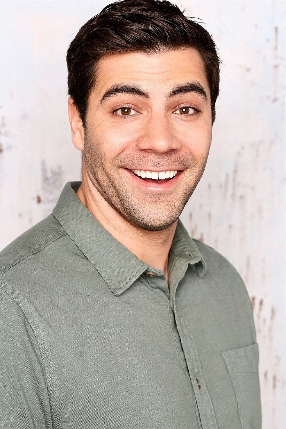 Jonathan Armstead_Headshot #4.JPG