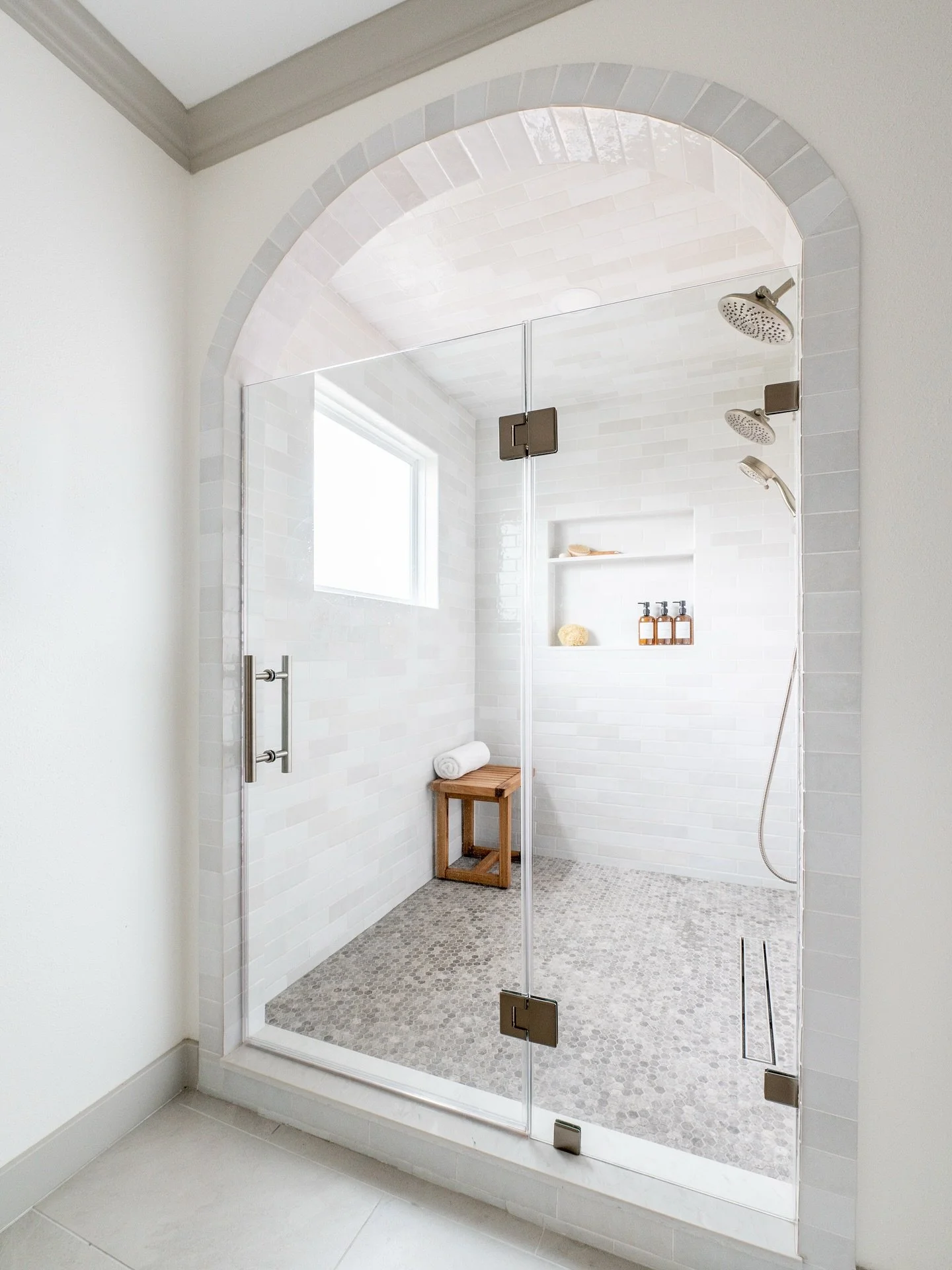 Throwback to this transformation. From carpeted bathroom to daily sanctuary. Still one of our favorites. 🤍