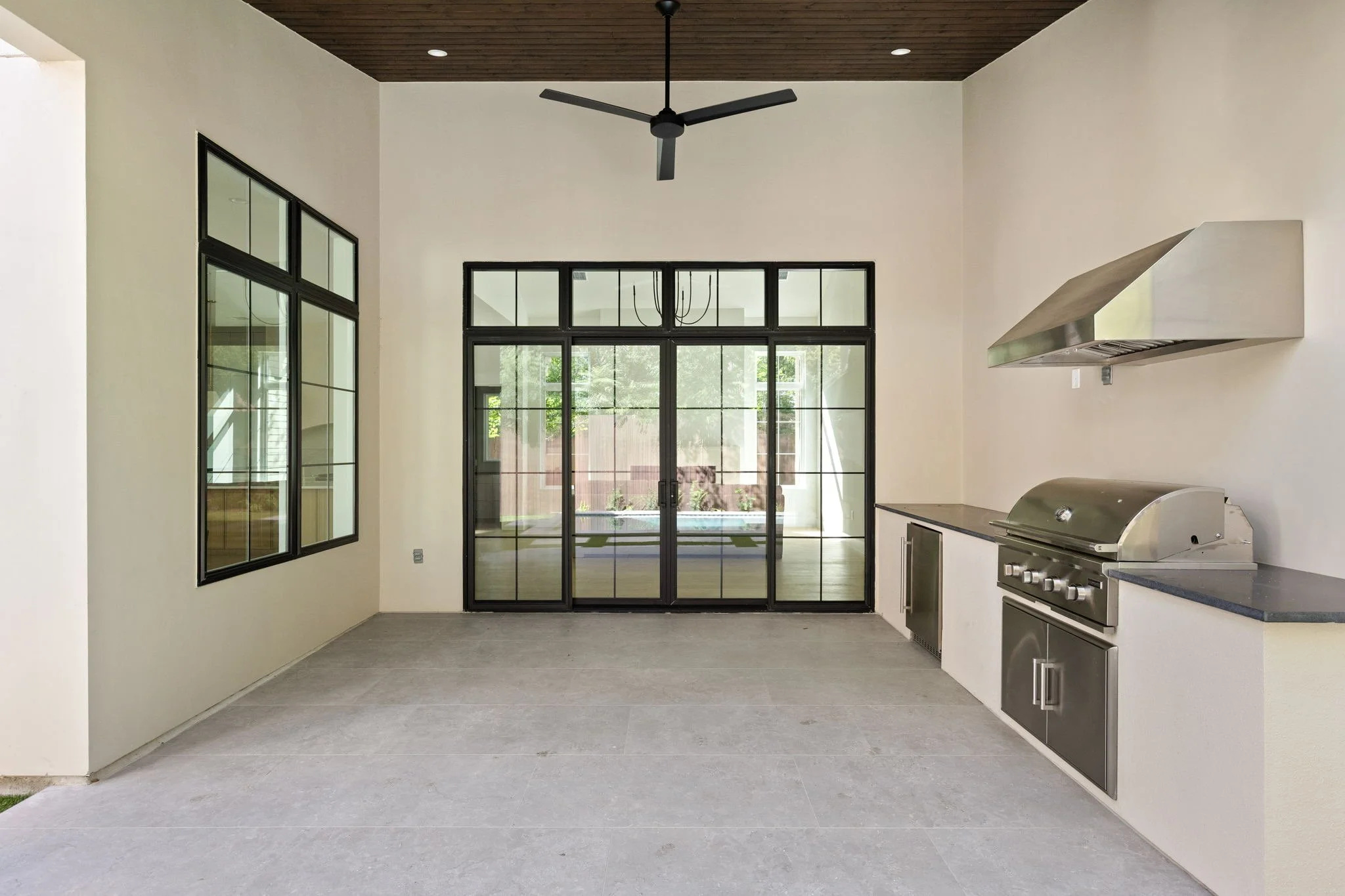 61-web-or-mls-706 E 46th St-61.jpeg