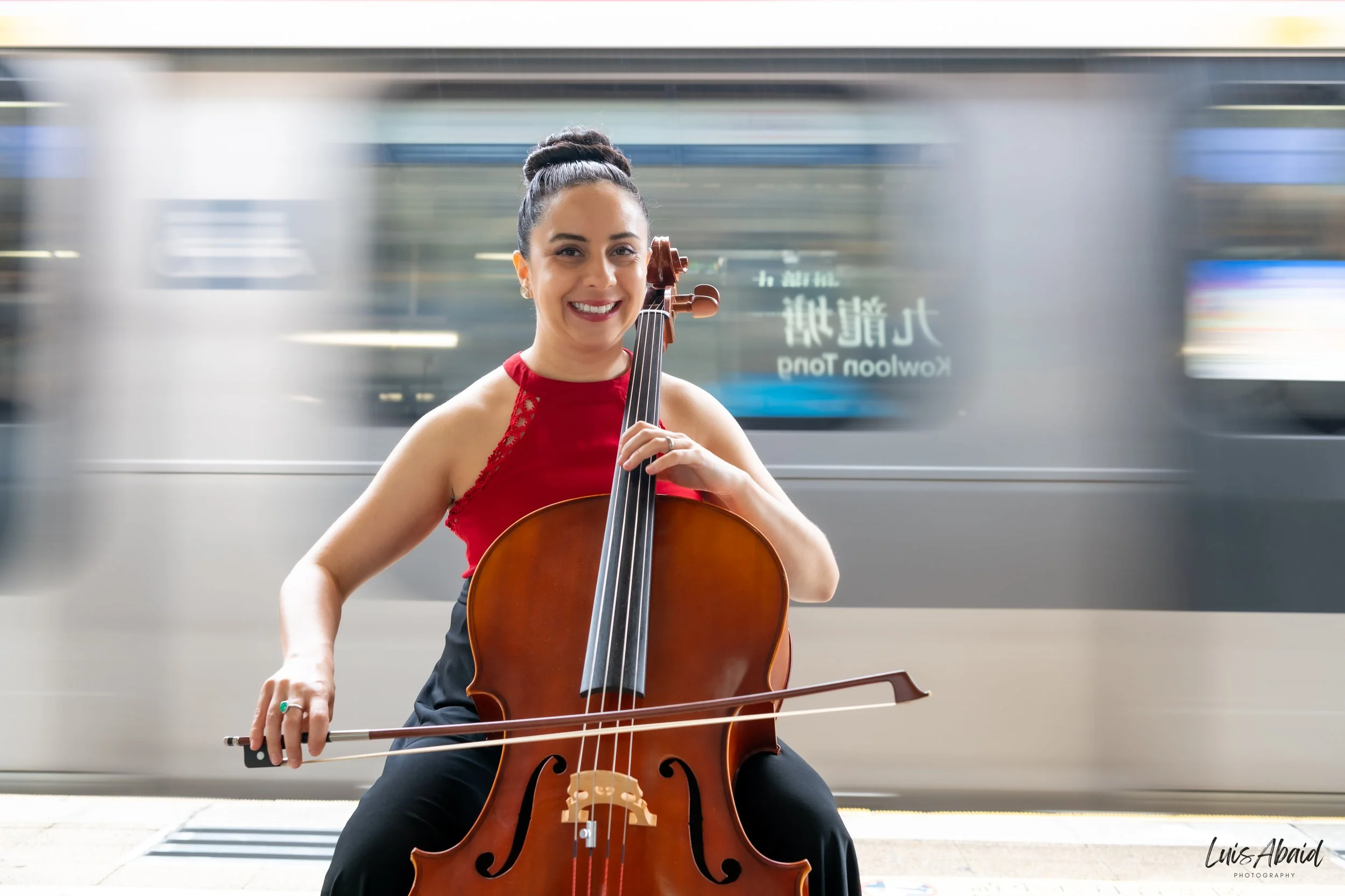 Cello, refection, Kowloon Tong Hong Kong Sandra Lozano Calderon MTR