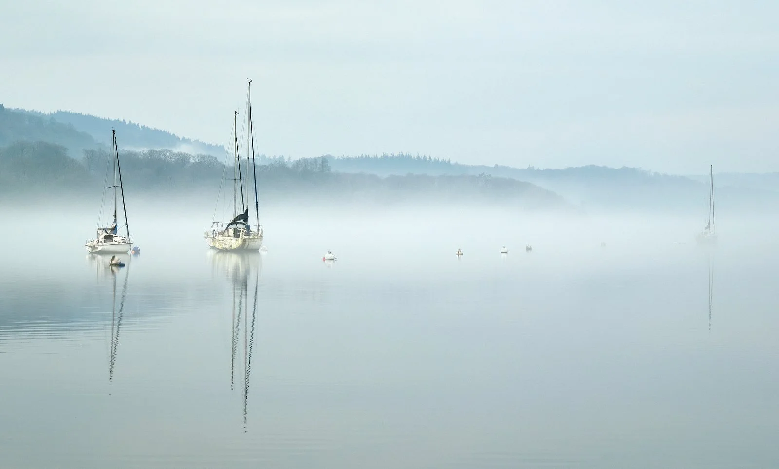 Winner. Early Evening Windermere. Sue Evans ARPS/CPAGB/LSINWP/BPE1