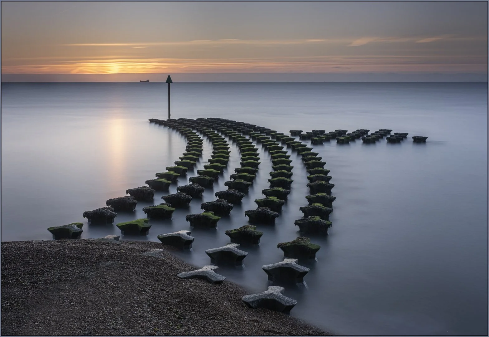 Runner Up. Cobbles Point Sunrise Hazel Farrow LRPS