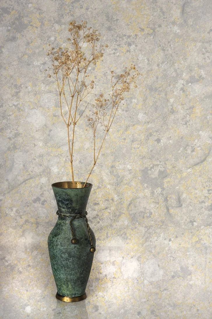 Gypsophillia & Vase Hazel Farrow LRPS