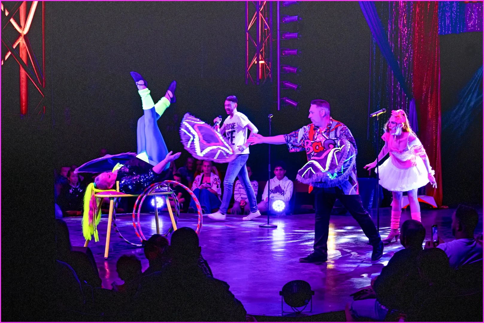 Psychedelic Circus - Gillian Deny