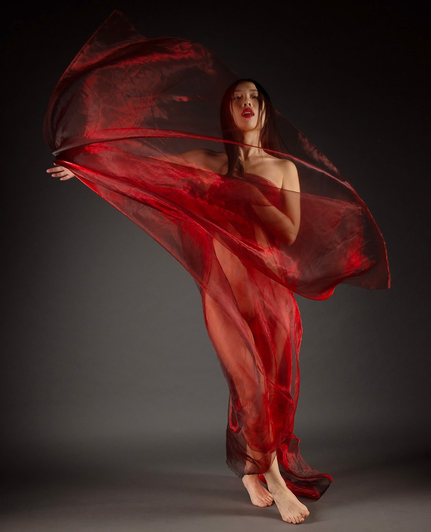 Runner Up Sheer Red Richard Courridge