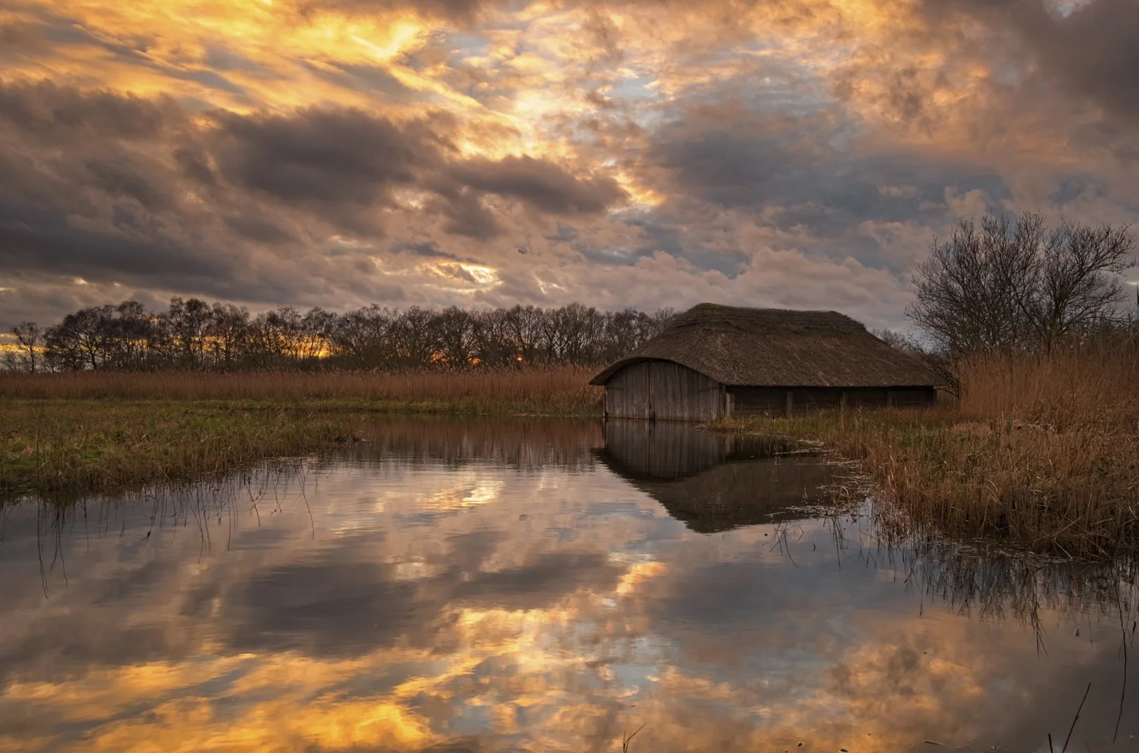 Boathouse sunset - Laurence Kothari