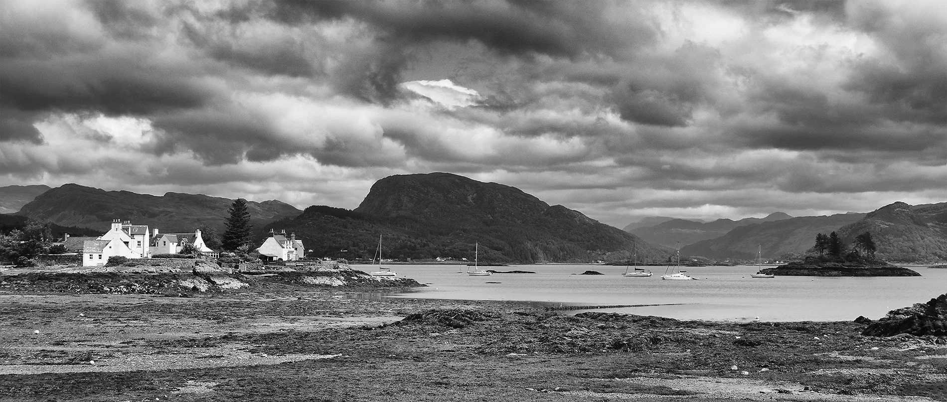Tides Out Plocton Richard Courridge