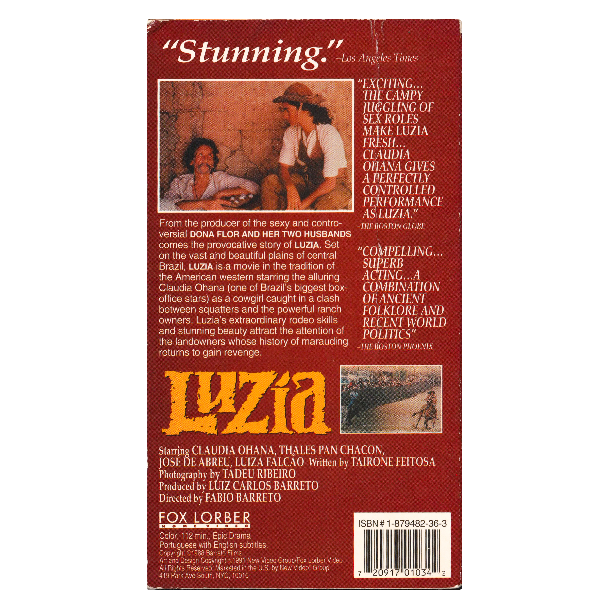 _0005_Luzia-Back.png