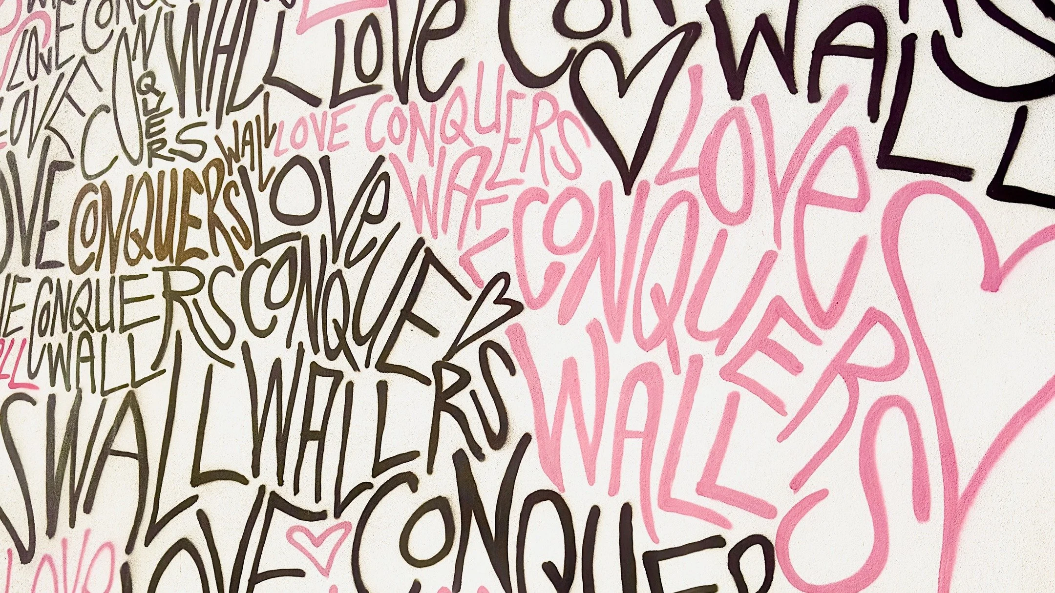 July's GRAFFITI submissions are awesome! Which one's your favorite? Street art is everywhere is you look for it 👀📷#oakcityclicks #raleighgraffiti #raleighstreetart