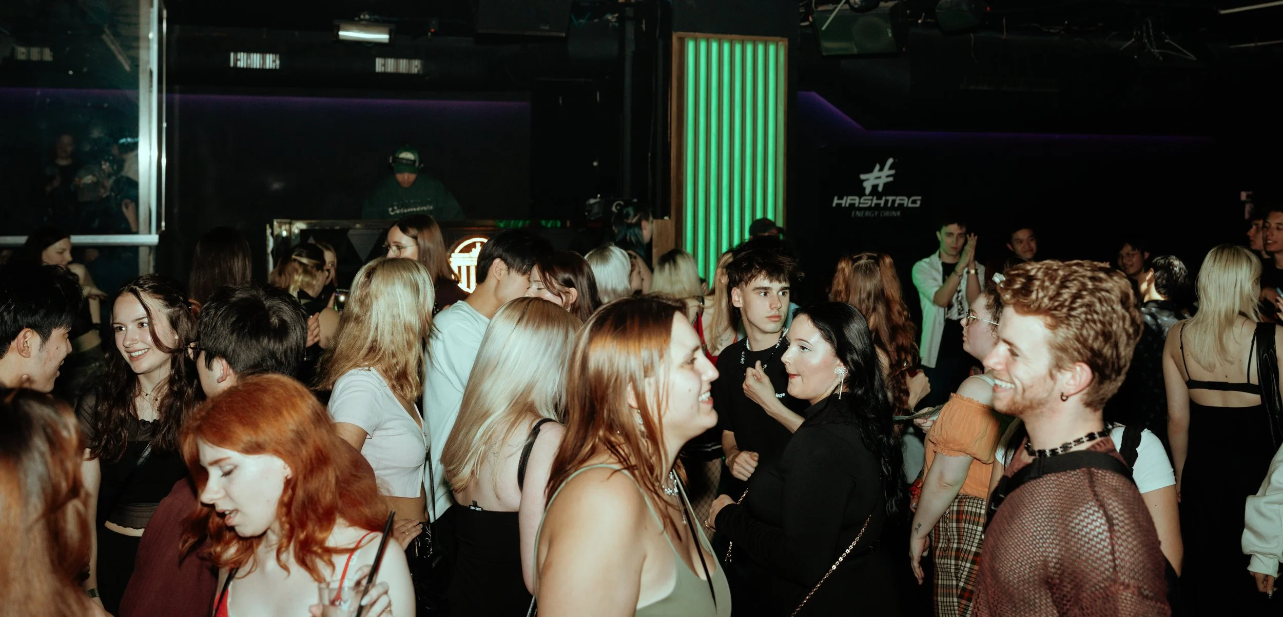 80WAVE K-POP Party picture
