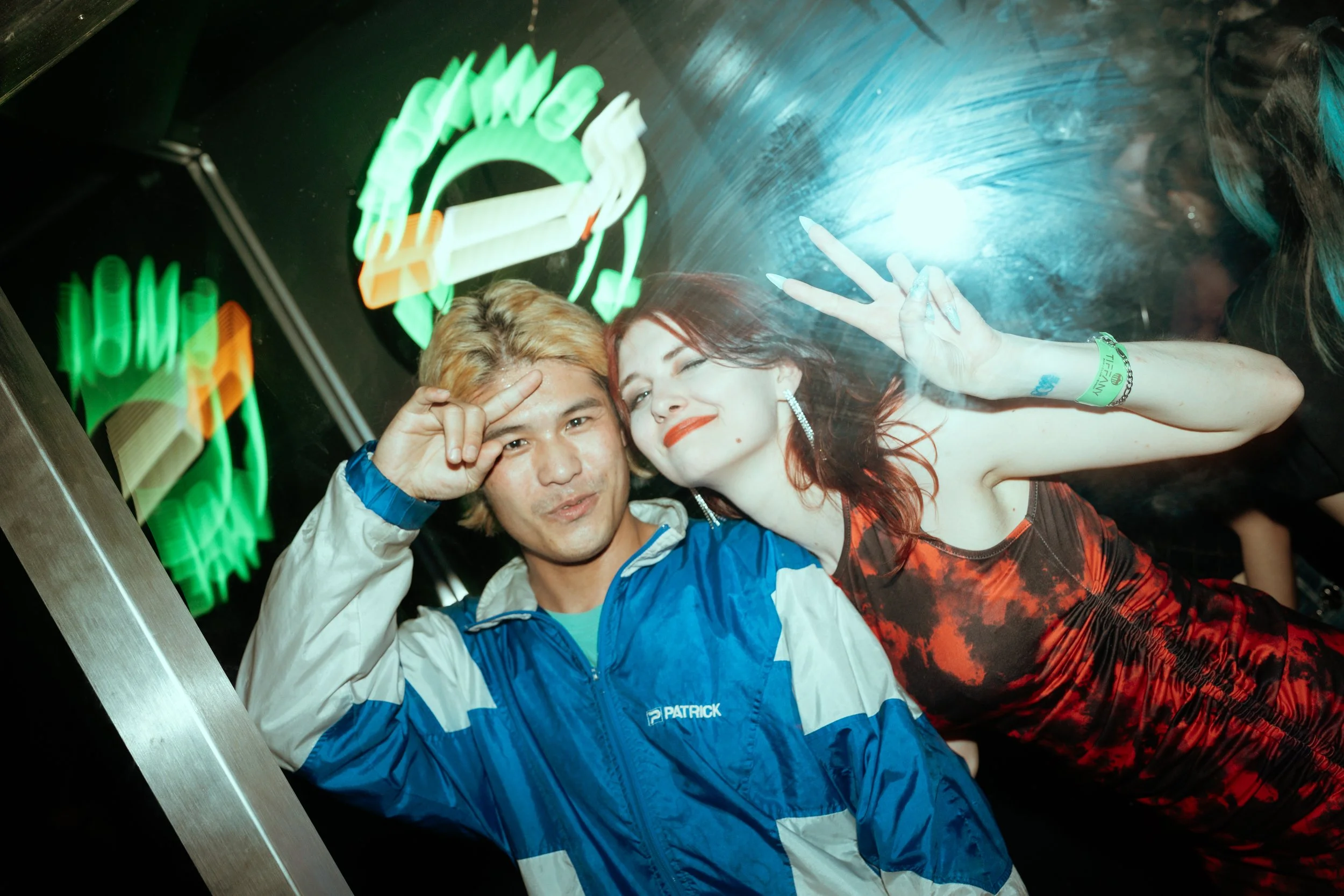 80WAVE Party picture