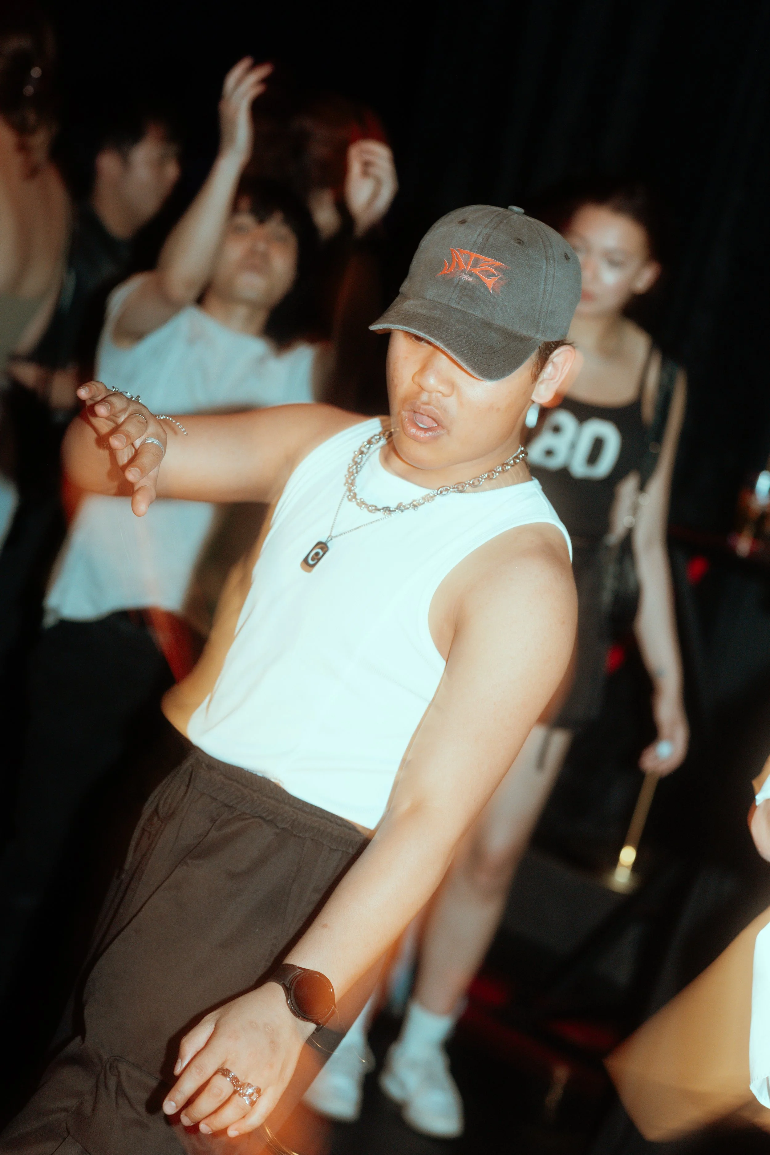 80WAVE Party picture