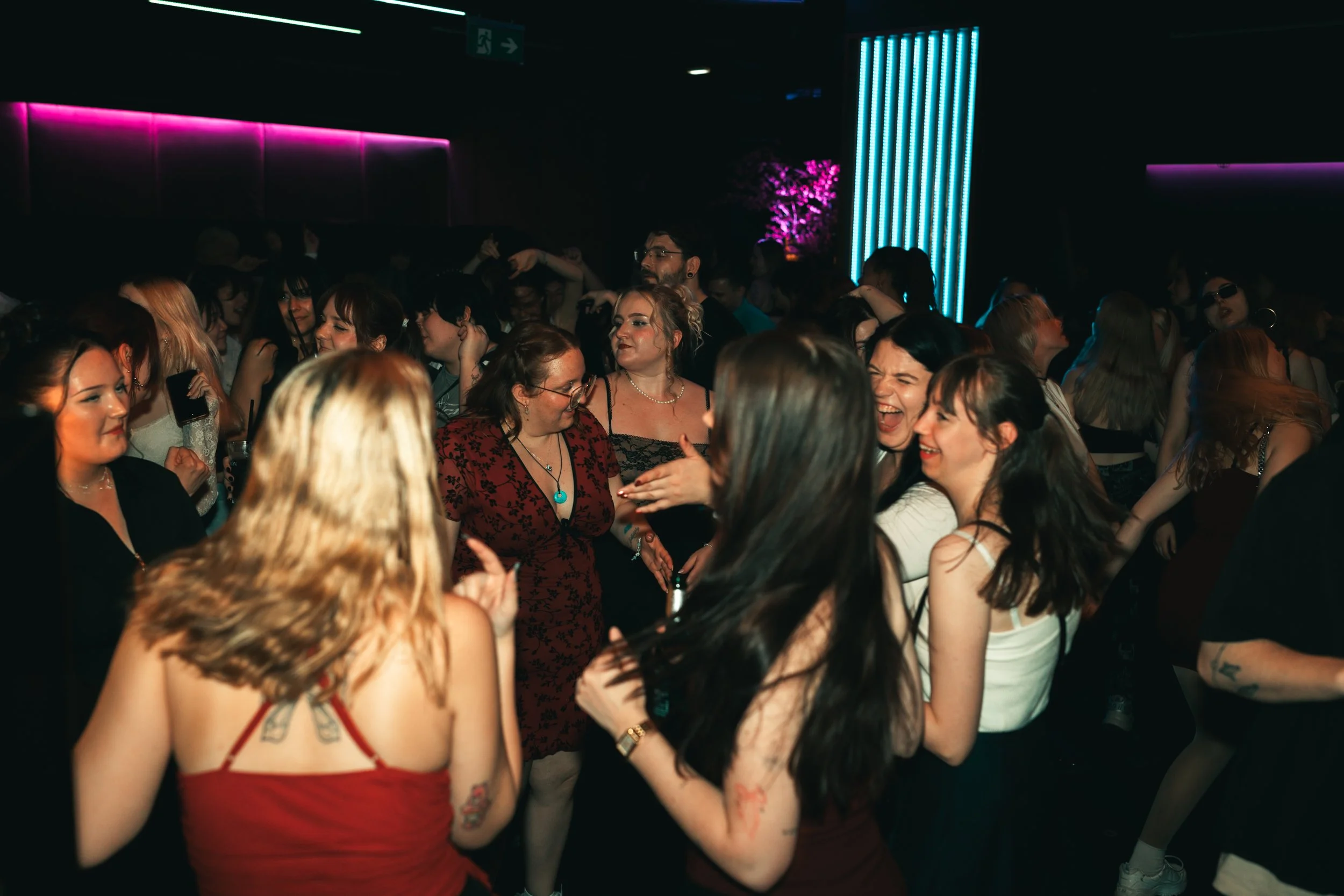 80WAVE K-POP Party picture