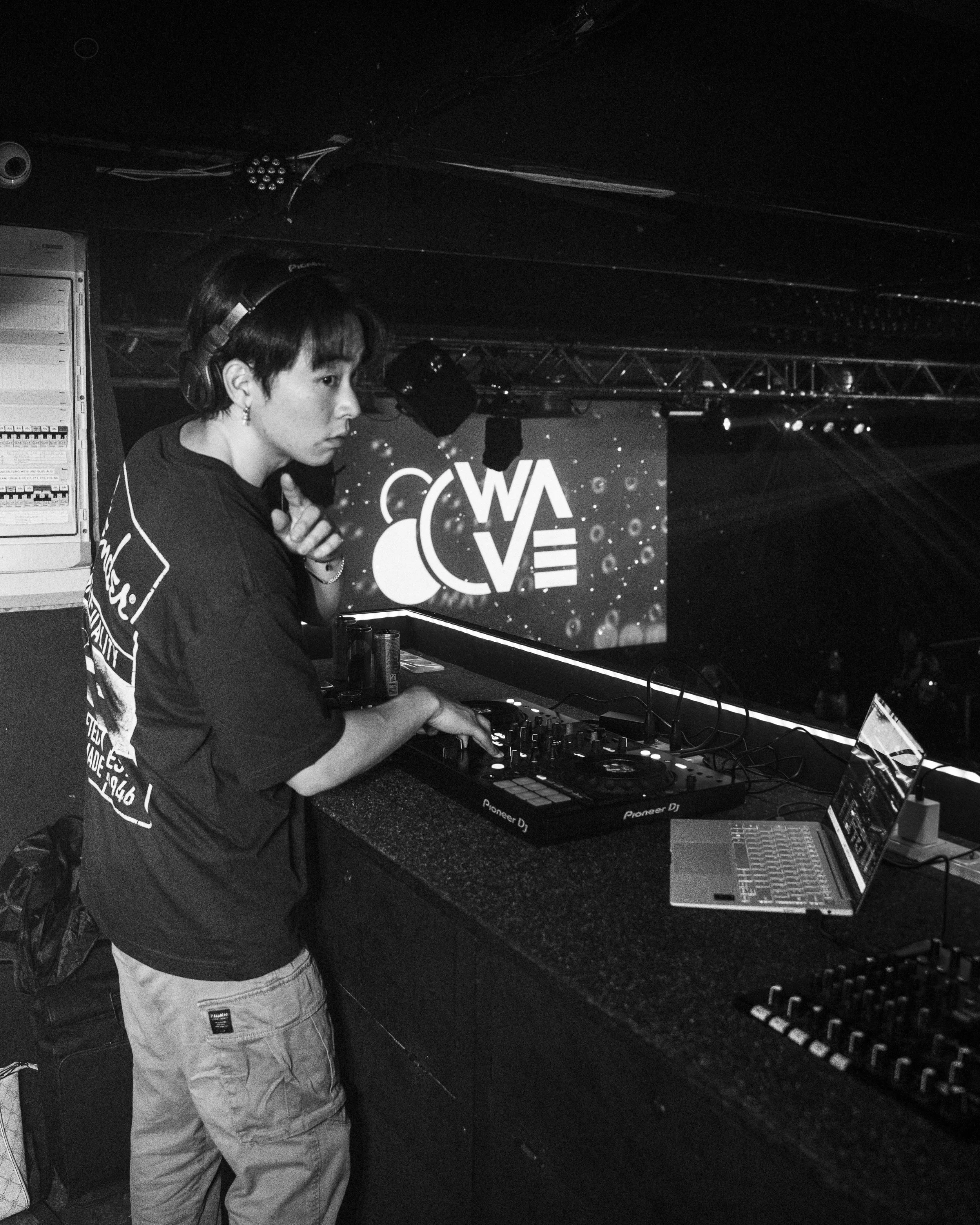 80WAVE K-POP Party picture