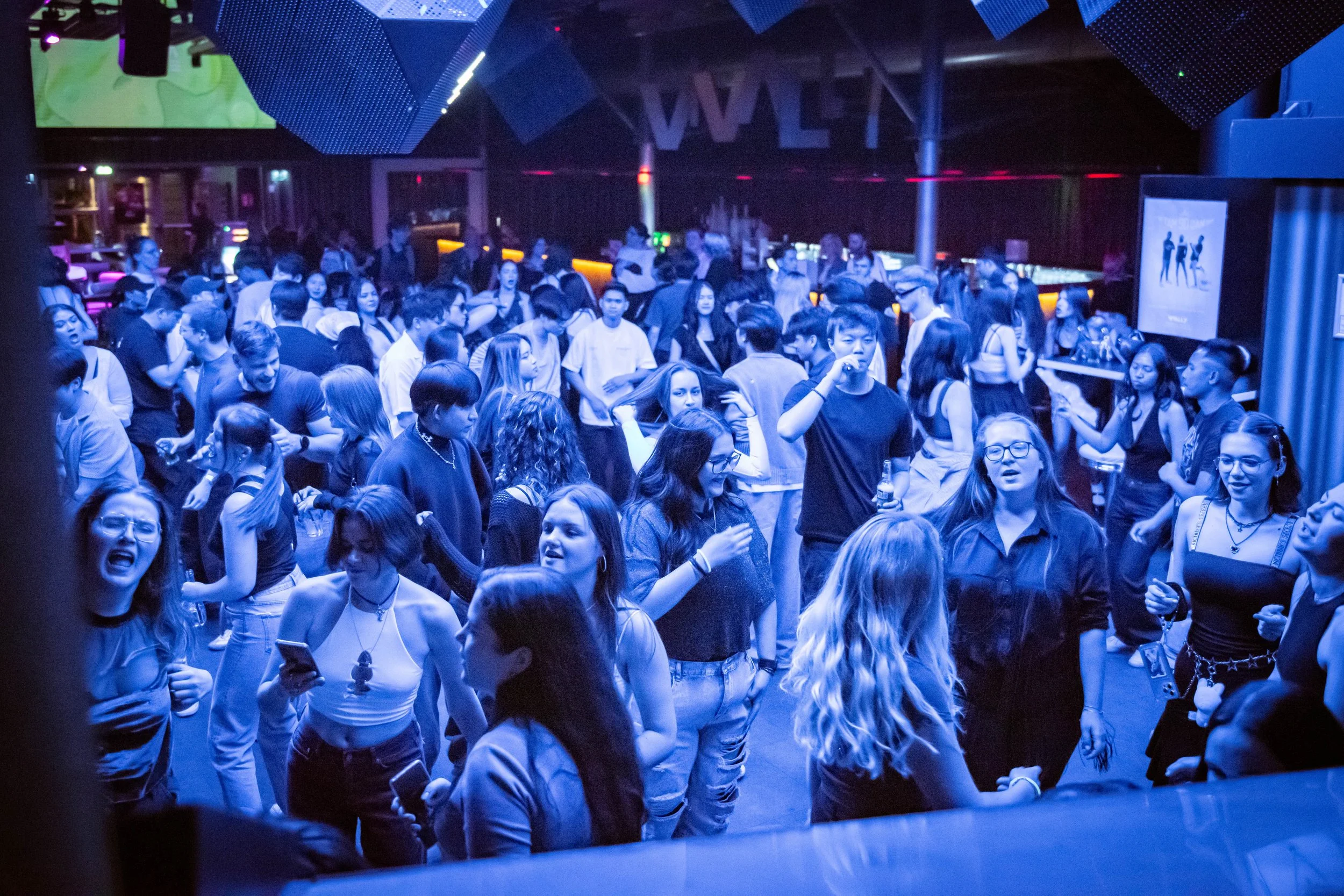 80WAVE K-POP Party picture