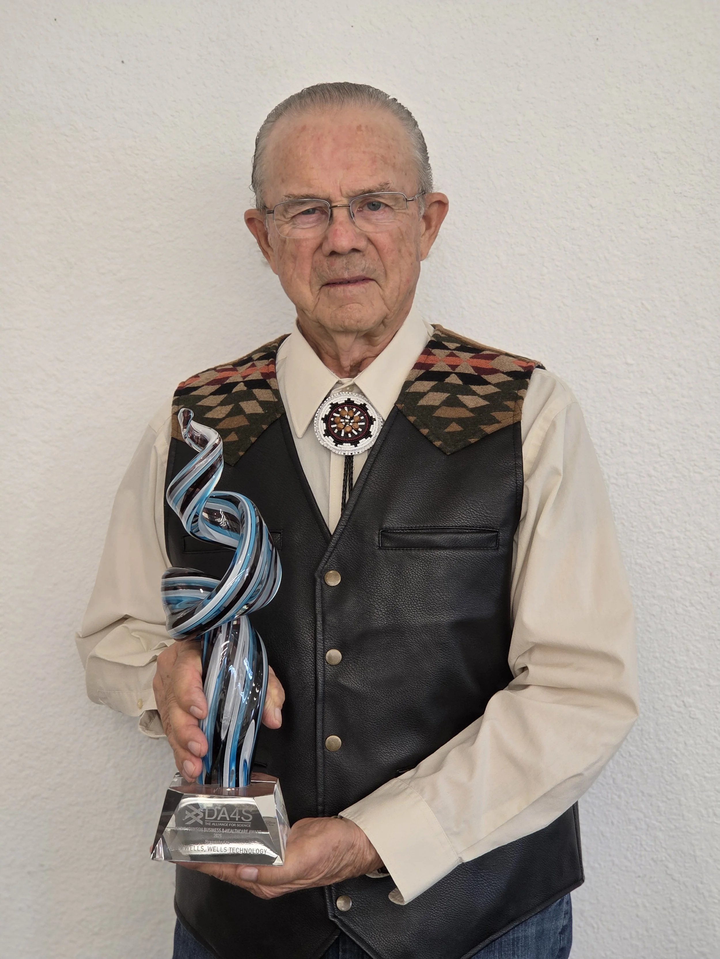 Andy Wells Receives “Magic” Johnson Healthcare Business Award