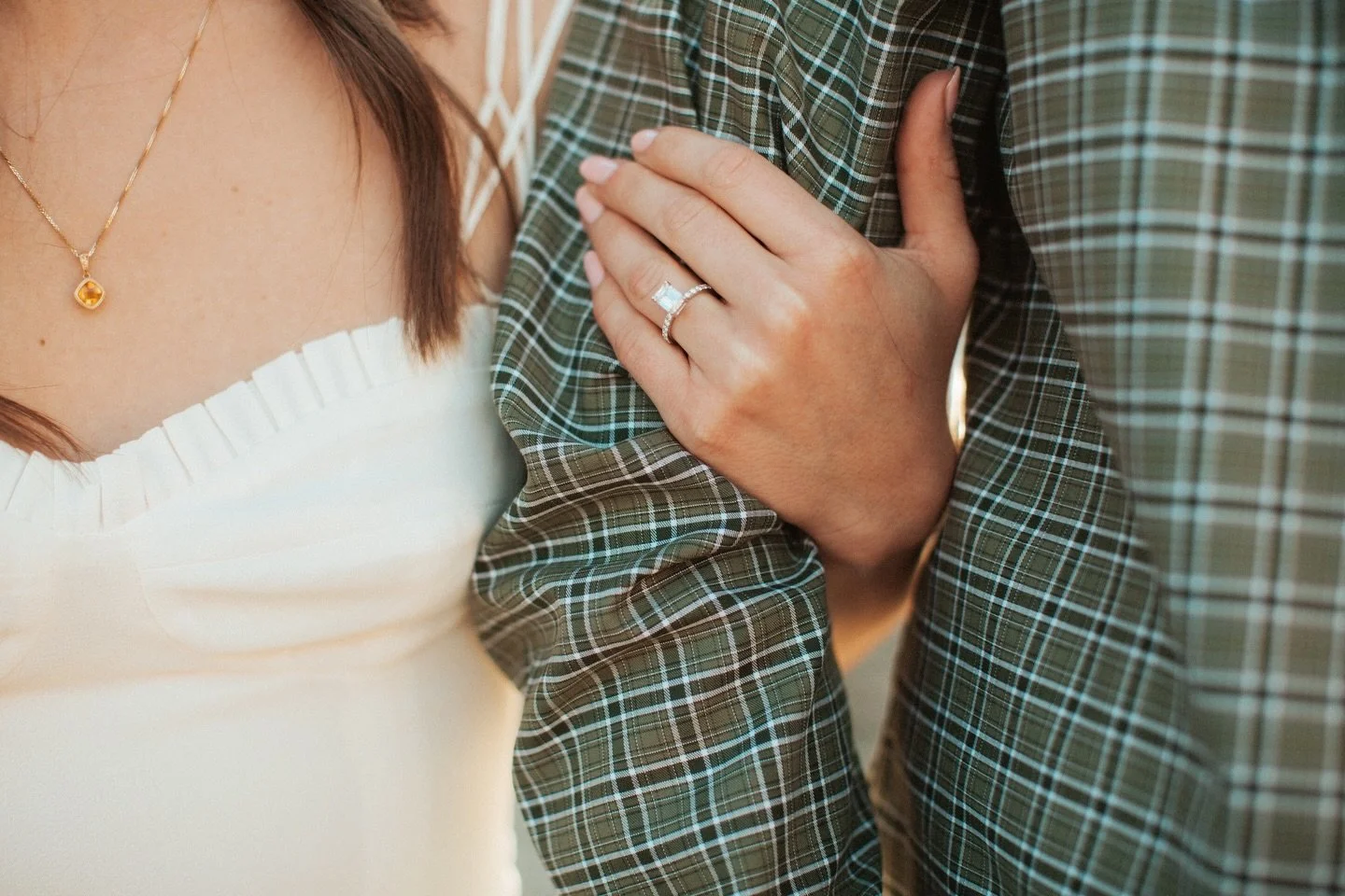 Happy engagement season! 💍✨
Just engaged? Tell me &mdash; when&rsquo;s your wedding year? 2026 or 2027?

#engagement #newyorkwedding #weddingplanner #newyorkweddingplanner #catholicweddingplanner
