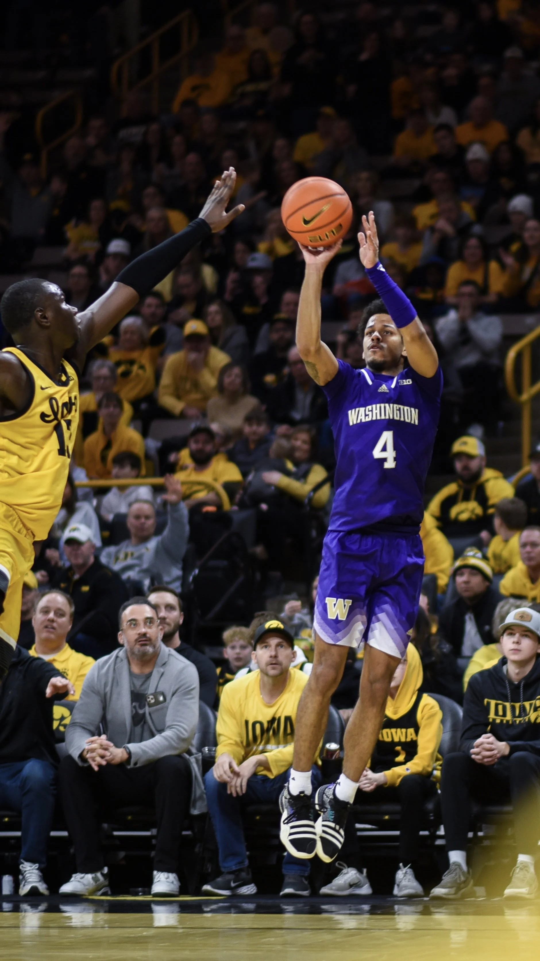 Washington@Iowa-MBB-2.22.25-Edited-44.jpg