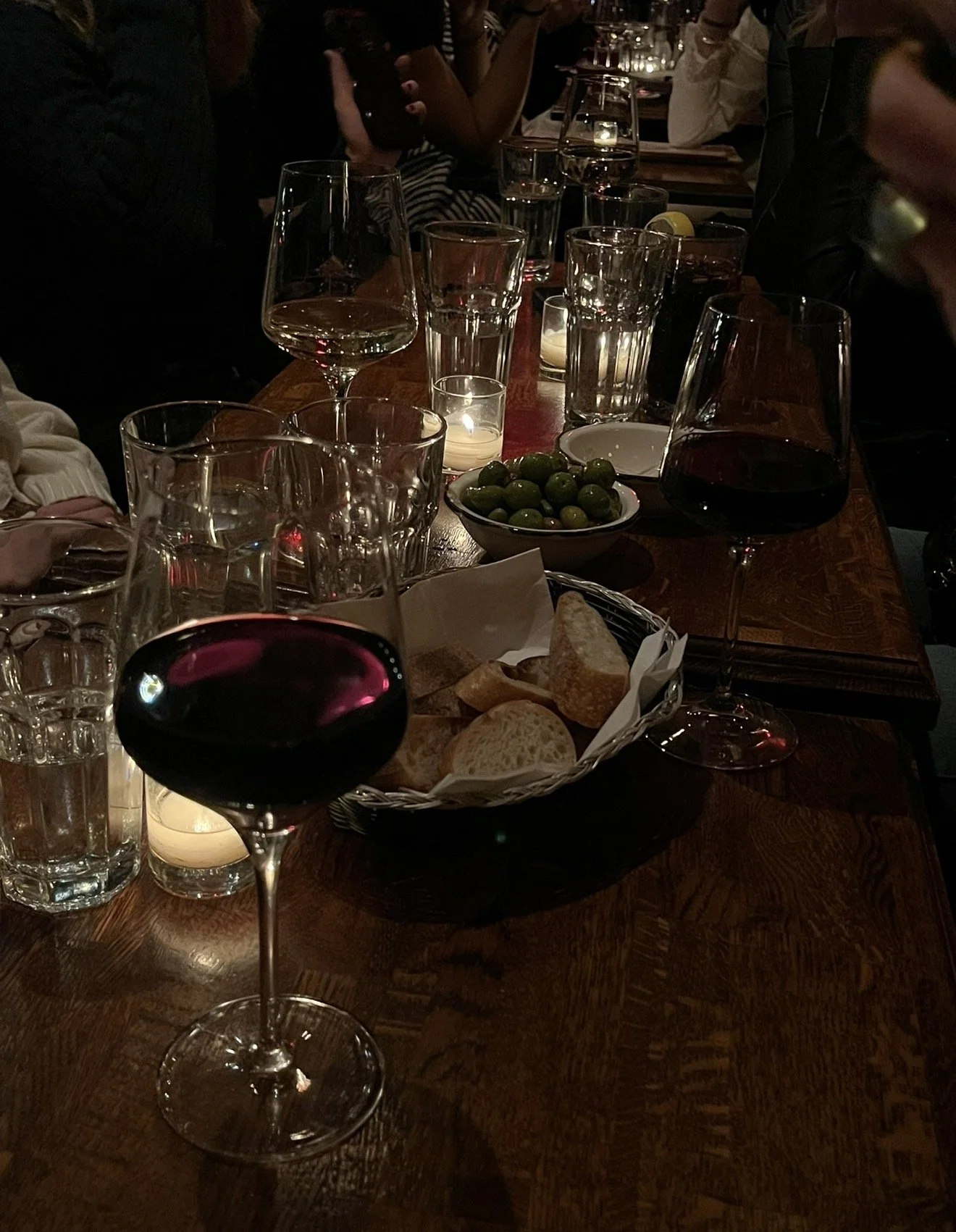 Eats & Ambience