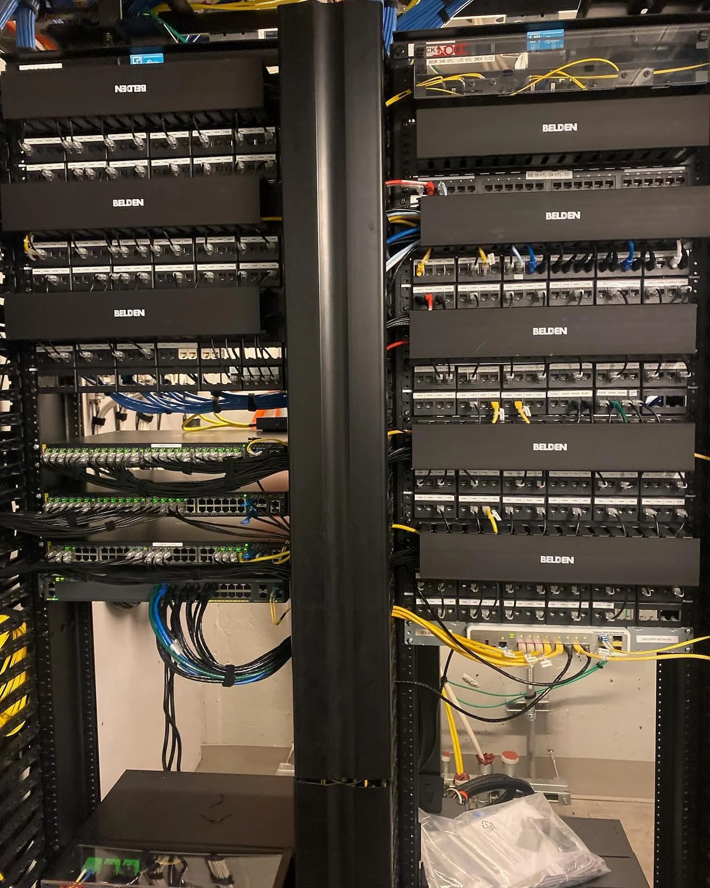 Hotel Infrastructure for hotels. 🛜
-Fiber Panels 
-Network Panels
-POE Switches
#IMSITSOLUTIONS

 	1.	#HomeAutomation
	2.	#SmartHome
	3.	#HomeSecurity
	4.	#TechSolutions
	5.	#ITServices
	6.	#SmartLiving
	7.	#SecuritySystems
	8.	#ConnectedHome
	9.	#I