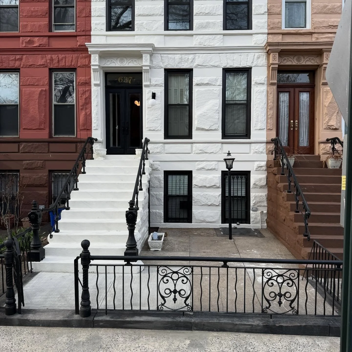 Complete smart access &amp; security upgrade.

Installed a 3-screen Akuvox intercom system with single-button exterior entry units mounted on custom angle brackets for a clean, durable finish &mdash; all tied back to the main network box for seamless