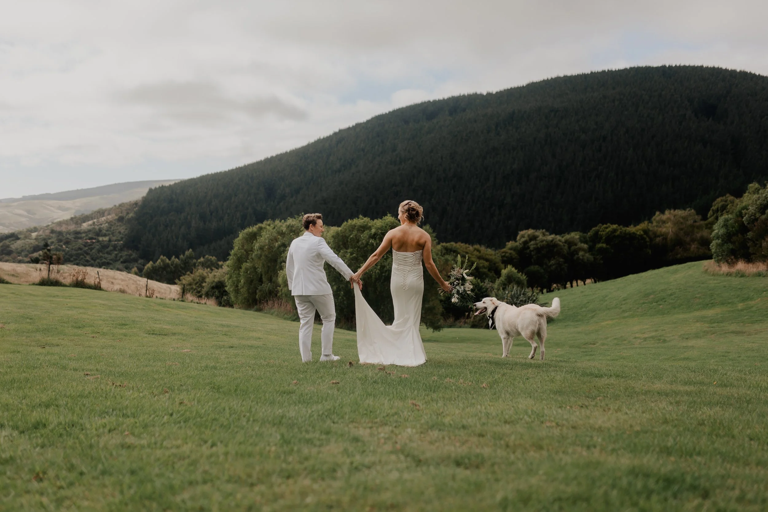 Newlywed couple enjoying their wedding day at Waipuna Estate