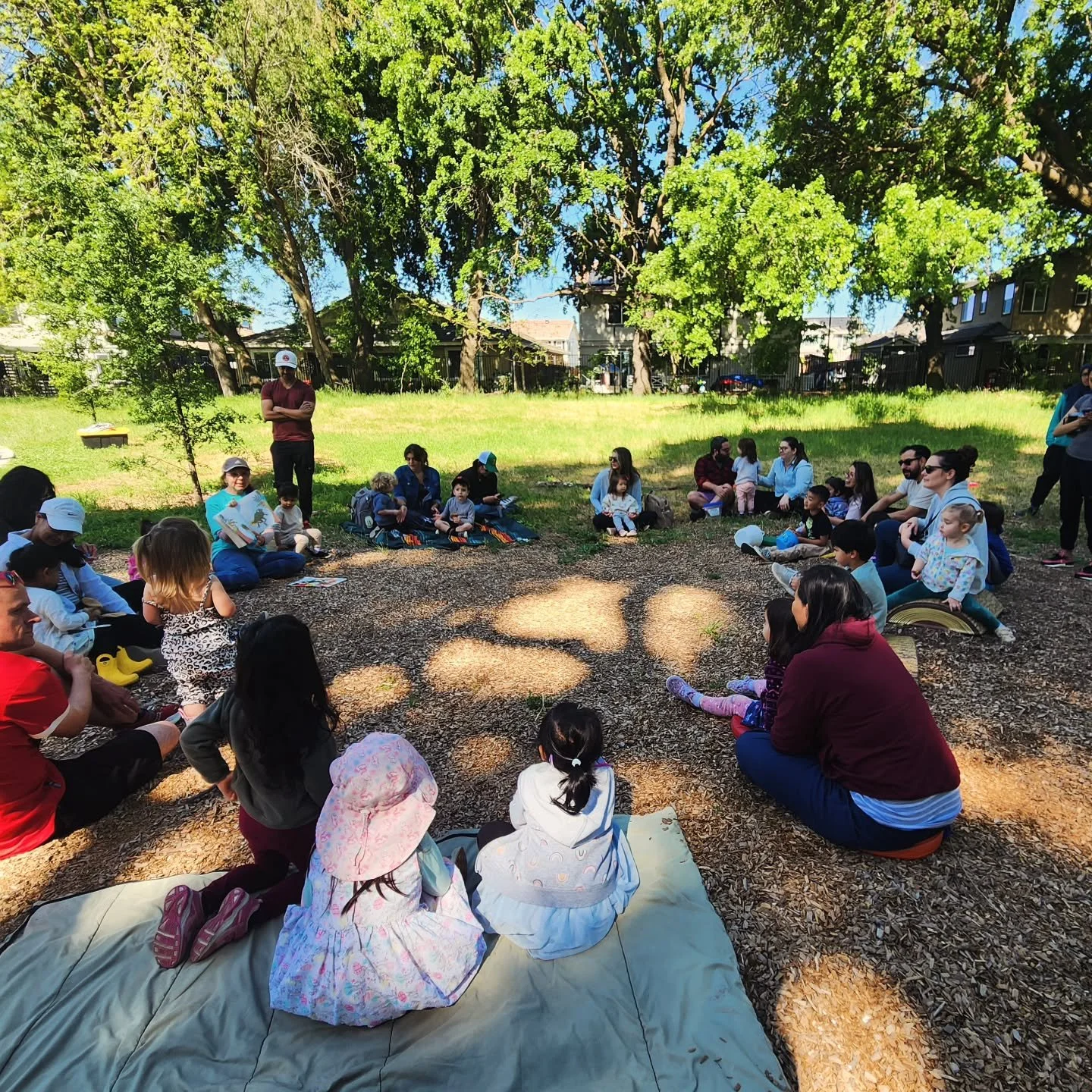 Paint. Hop. Read. That's our kind of morning! 🥚🐇📖 

Tomorrow's Wiggle Worms West Sac is packed with springtime fun: 

🥚 Pain't your own egg rock
👀 Egg rock hunt starts at 10:30
🐇 Hopper races
📖 Storytime  at 11:15

See you tomorrow at Bryte Pa