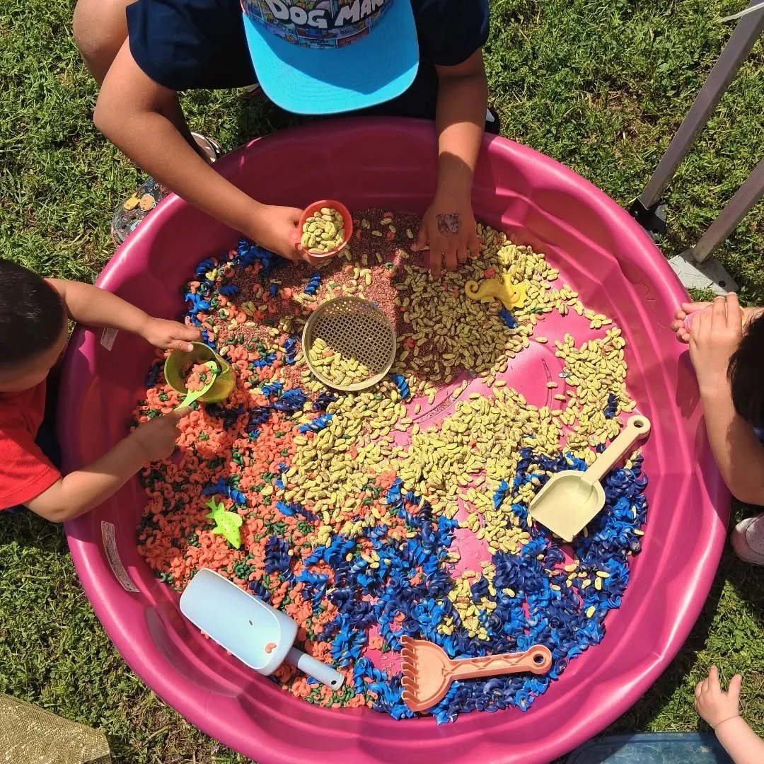 Sensory bin win! We had a beautiful morning with families and community partners at @crpwic Nourish &amp; Bloom event today. 

Our calendar is filing up fast, invite us to your event ASAP!

#communityfirst #playalways