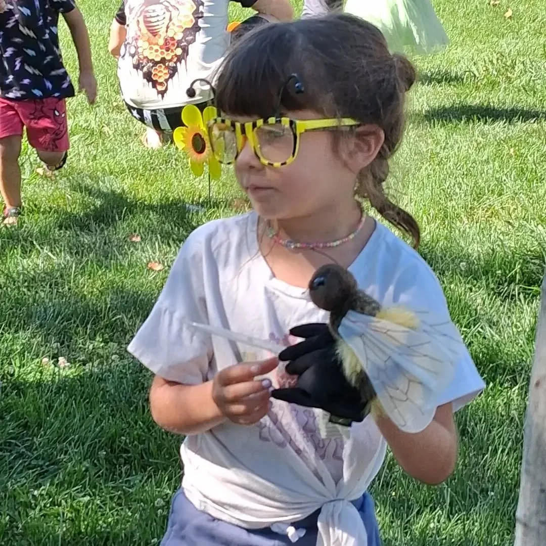 Today, we celebrated #WorldHoneybeeDay by becoming honeybees!🐝🌸

We buzzed from flower to flower, sipping nectar with our proboscises and bringing the nectar back to the hive to make honey. Along the way, we learned about cross-pollenation and the 