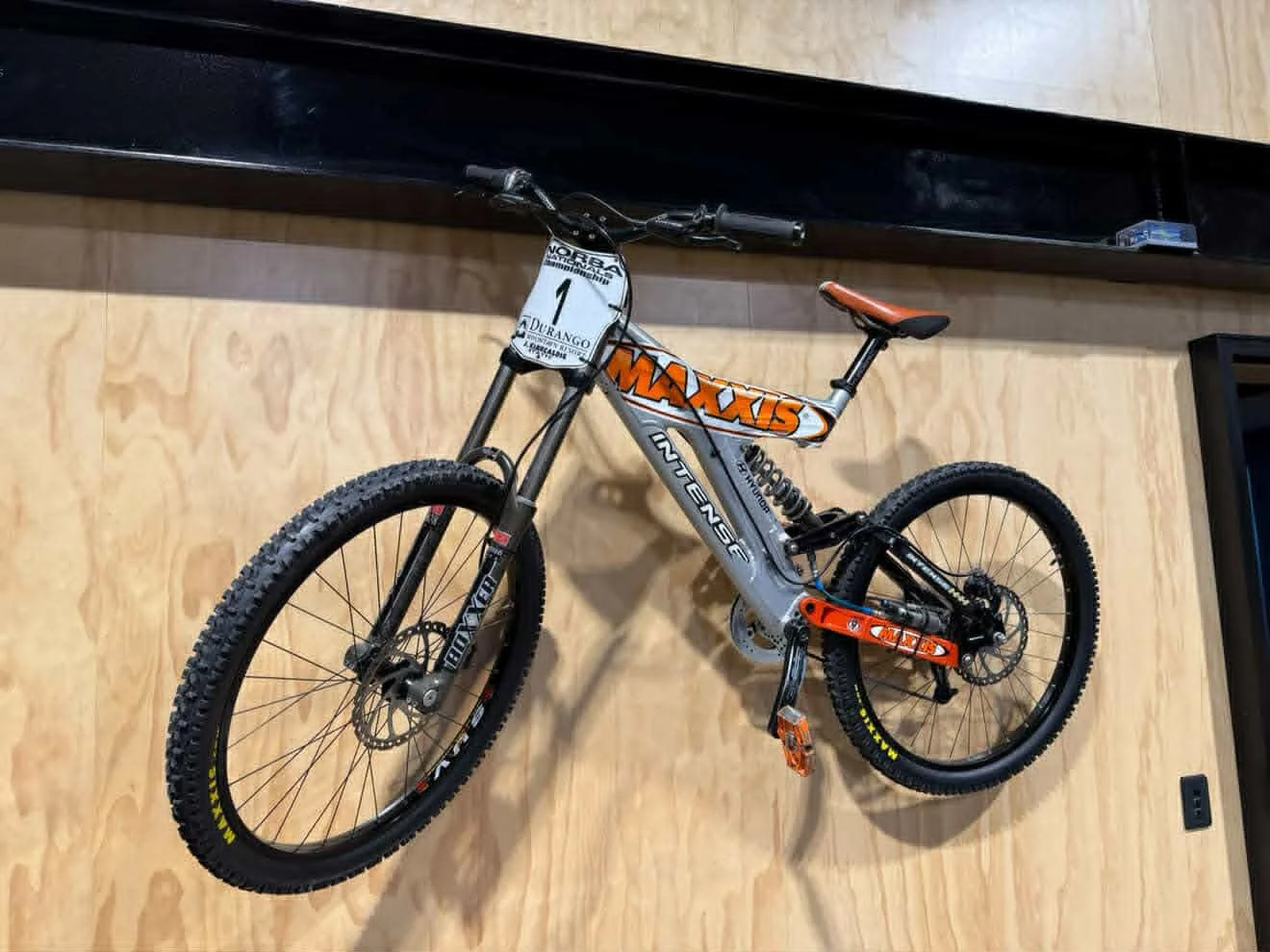 John Kirkcaldie - Intense M1 Prototype, NORBA Downhill Series winning bike, Restoration build, 2001