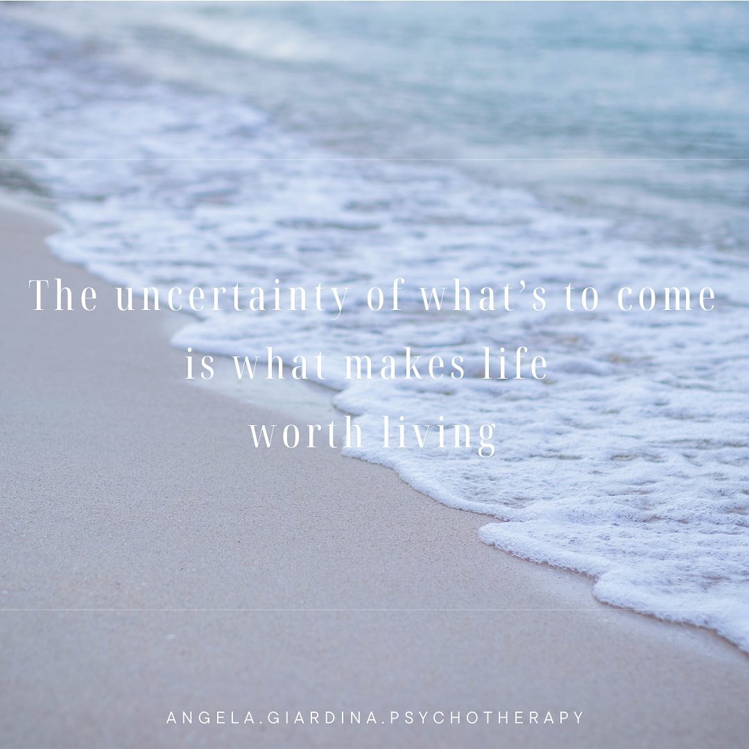 The one thing that is guaranteed in this life is change. The change of seasons, change of emotions and change of life&rsquo;s circumstances flow like ocean waves 🌊. To those who may be struggling or suffering this can be a powerful reminder that the