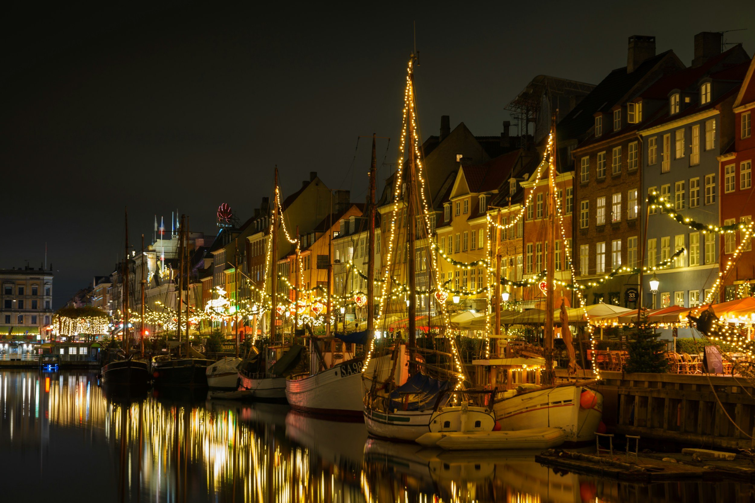 copenhagen boats lit up christmas