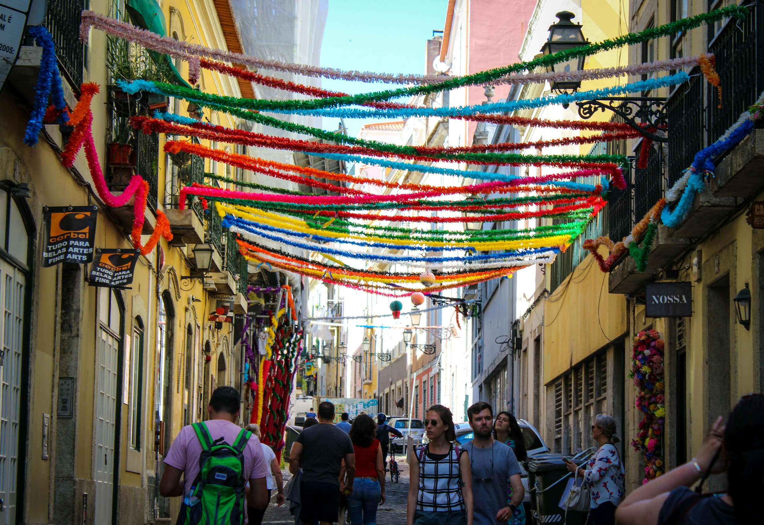 colour ful streets lisbon