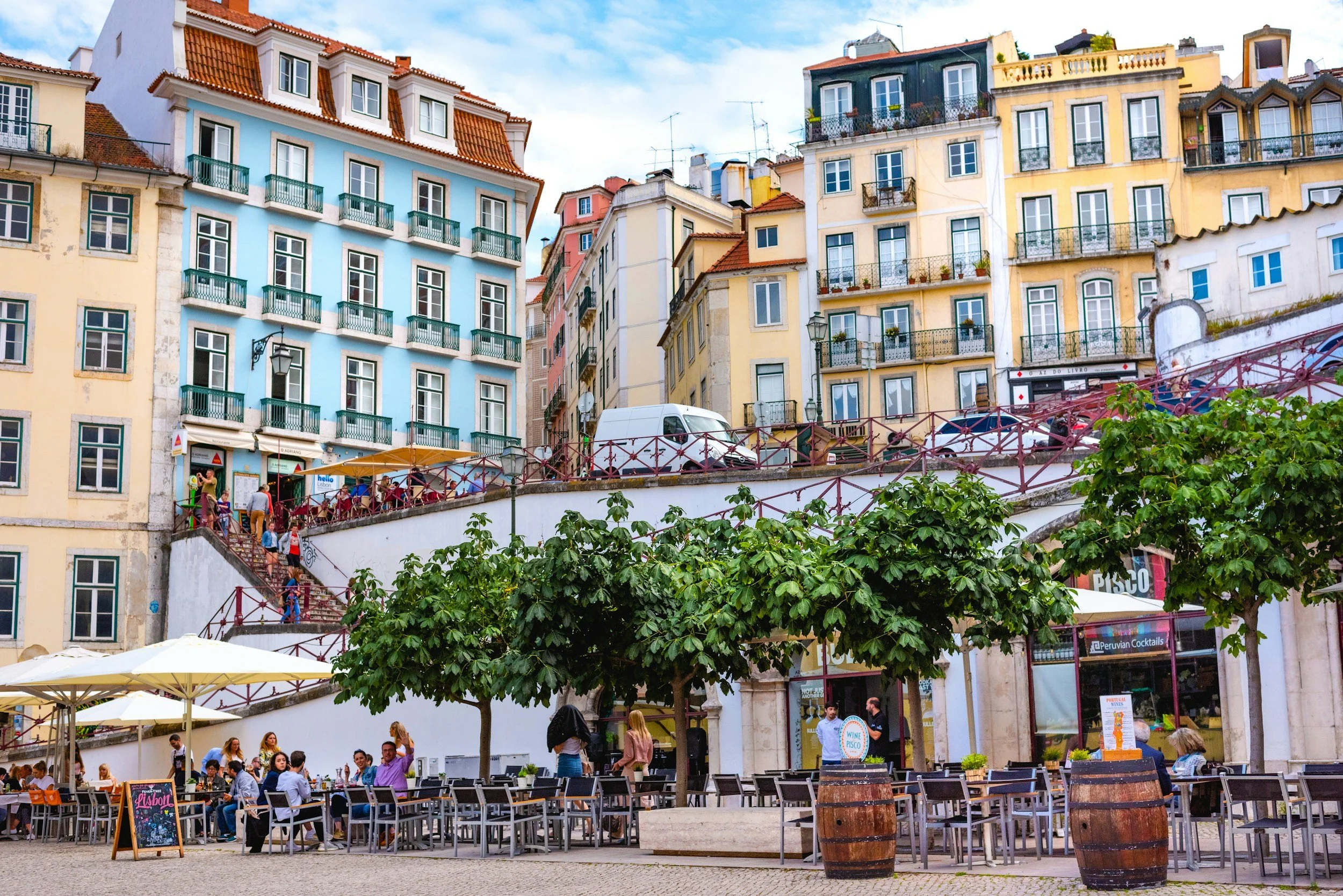 lisbon colourful houses restaurants daytime