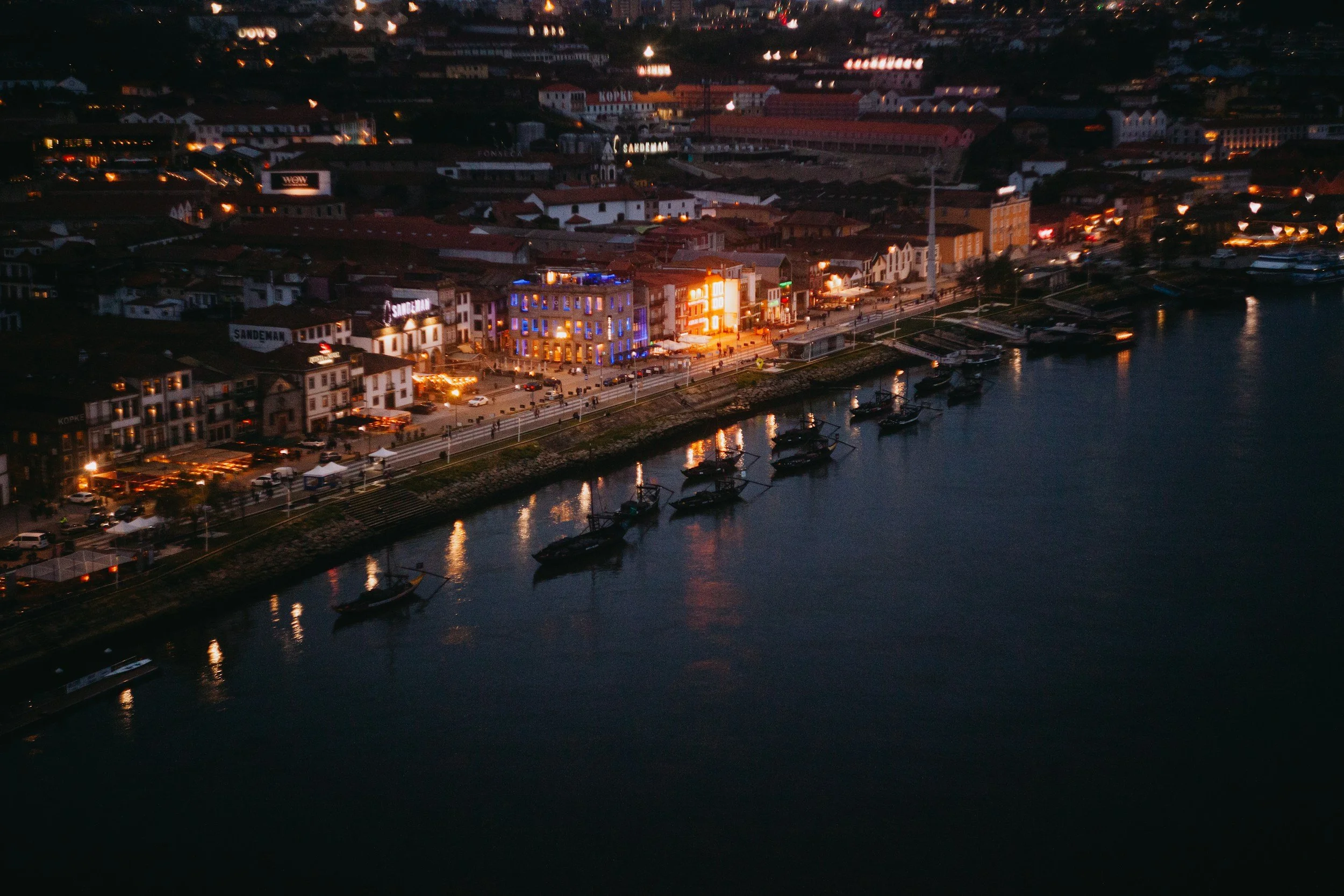 porto city night time