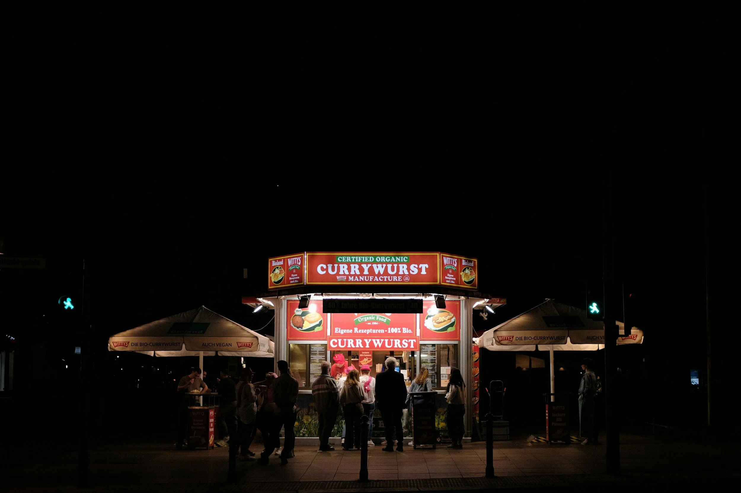 late night currywurst berlin