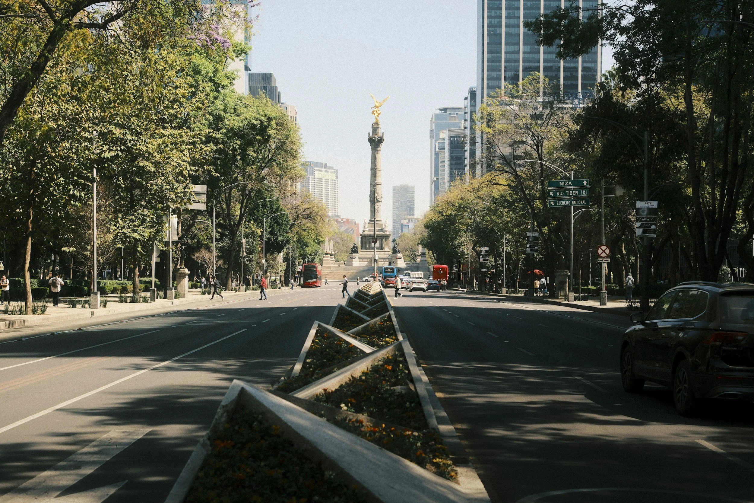 mexico city road and monument