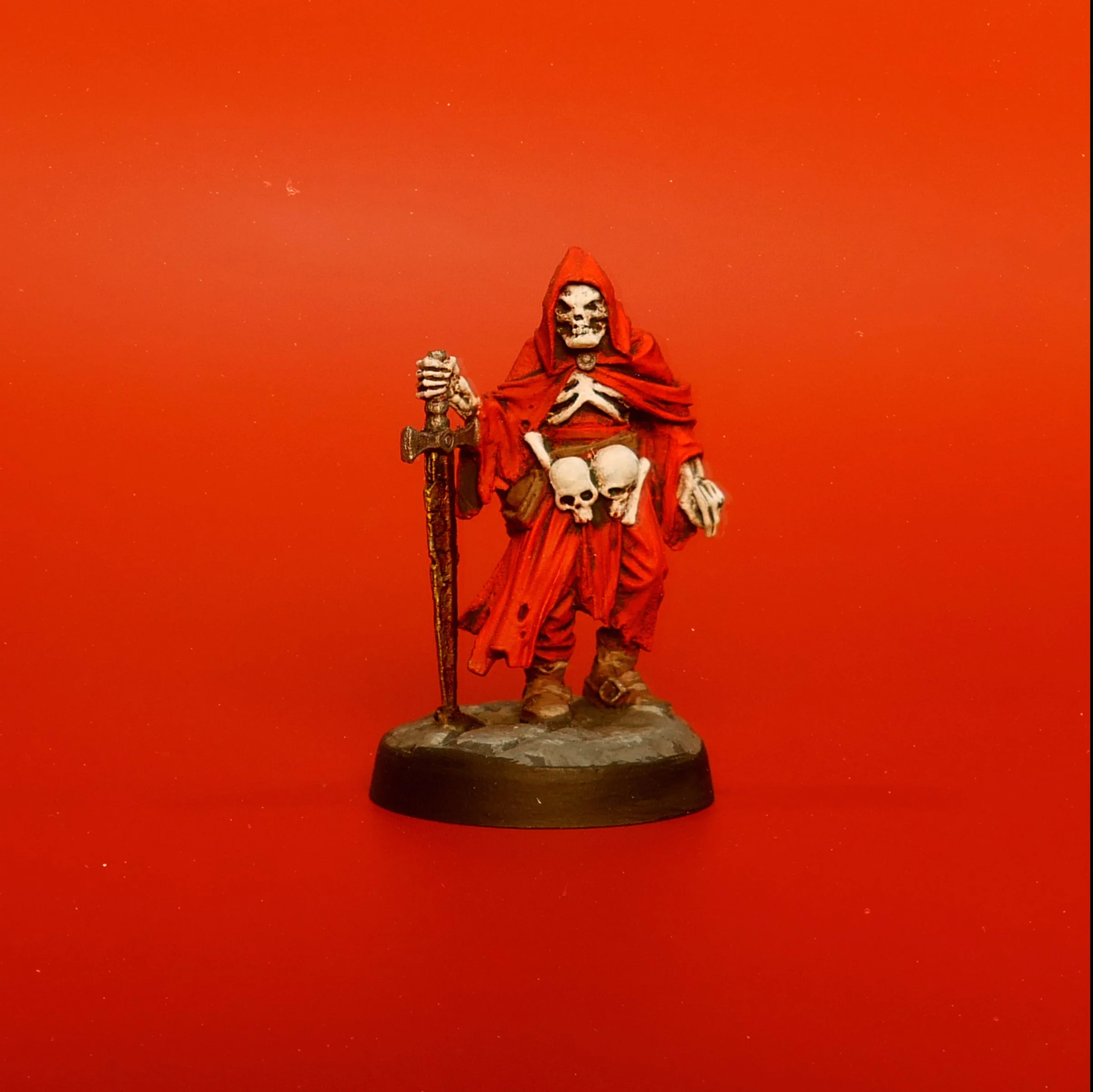 UNDEAD GUARDIAN MINIATURE