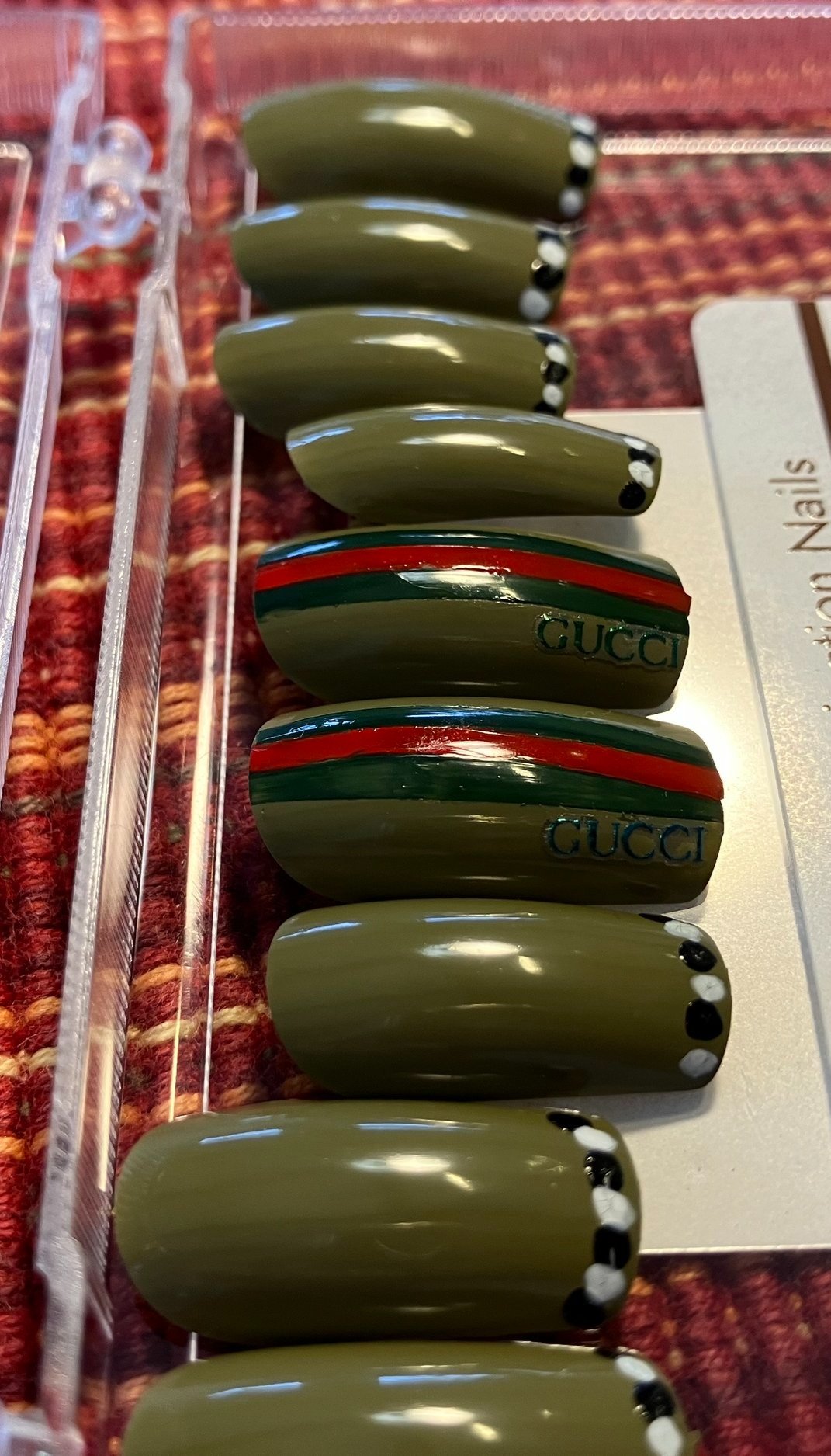 gucci+nails+%283%29.jpg
