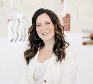 Lysa Terkeurst.png