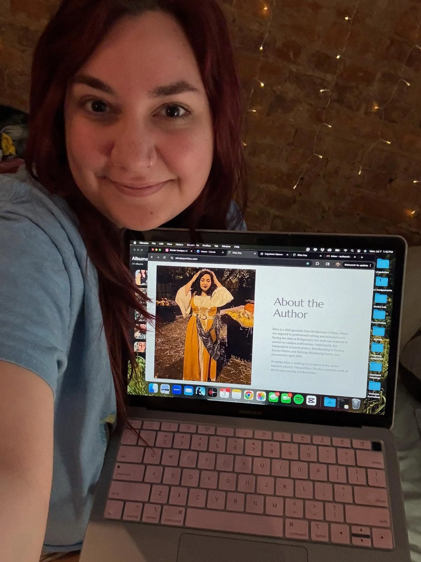 Hi friends! My first update in FOREVER I know! 

Since my last post, I have graduated college, moved into my own apartment, and started a new job! 

Unfortunately, in all the tussle, my work kind of got pushed aside, but NO MORE! 

I have officially 