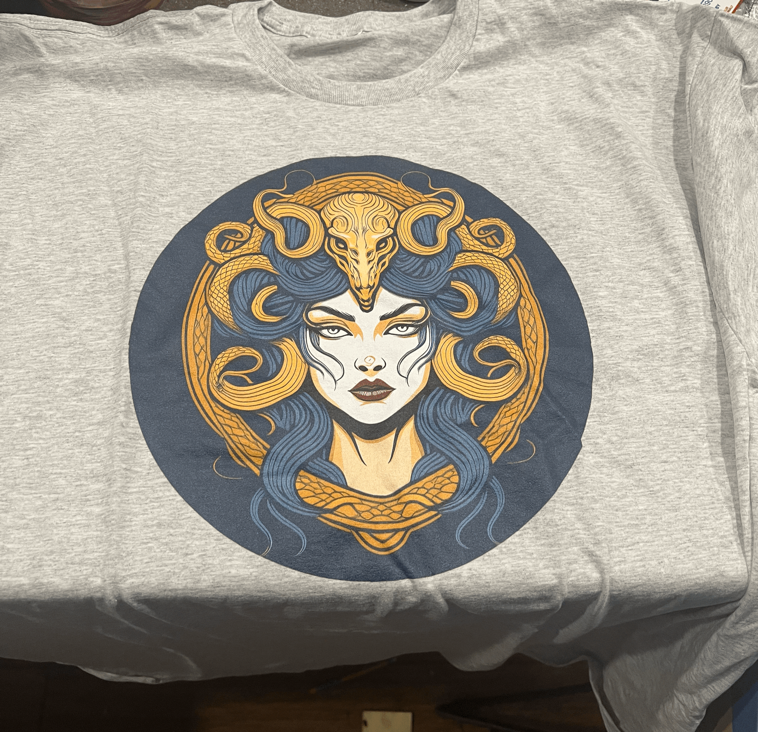 Medusa Logo Tee - Grey