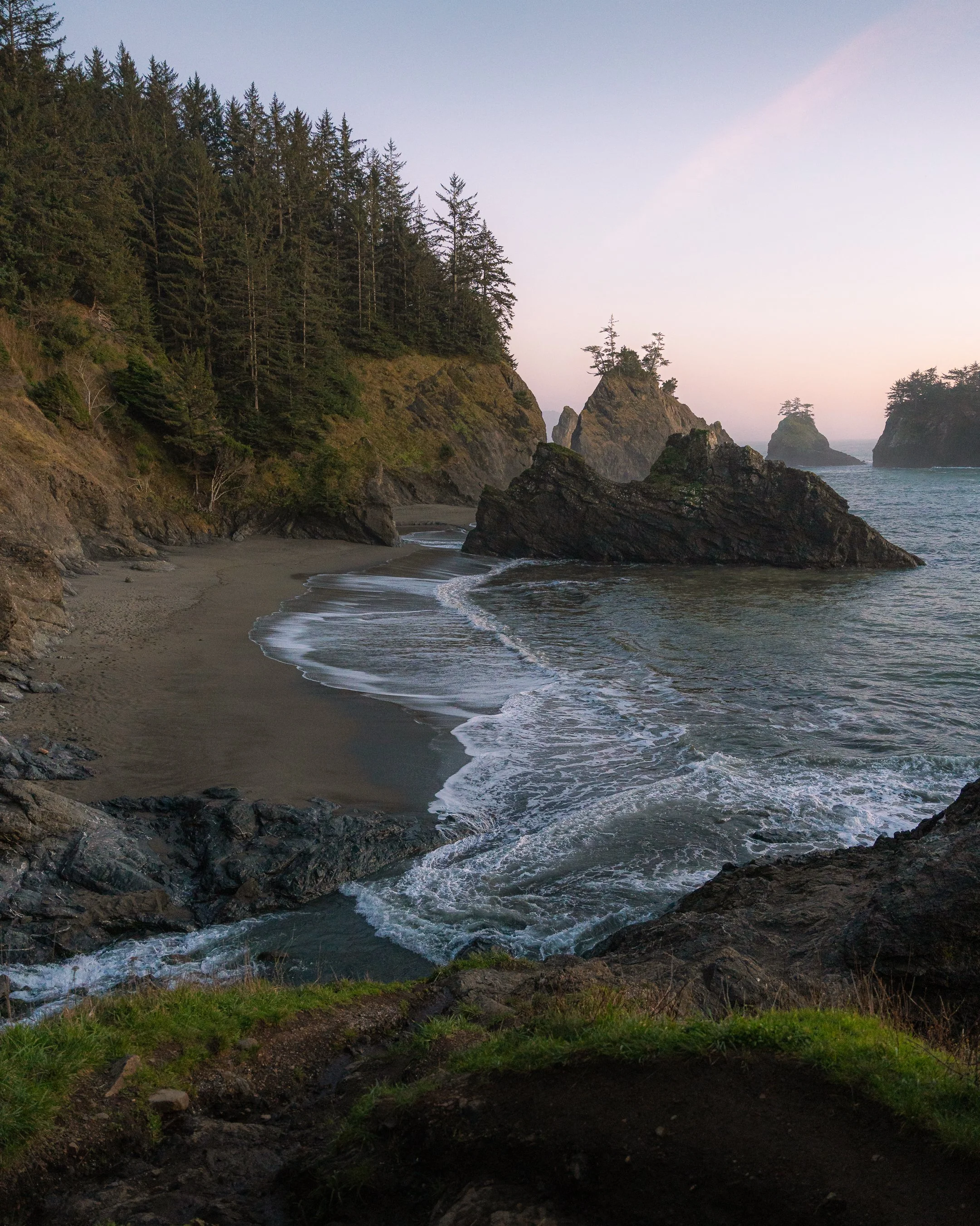Secret Beach, Oregon: Finding the Hidden Sea Stack Cove