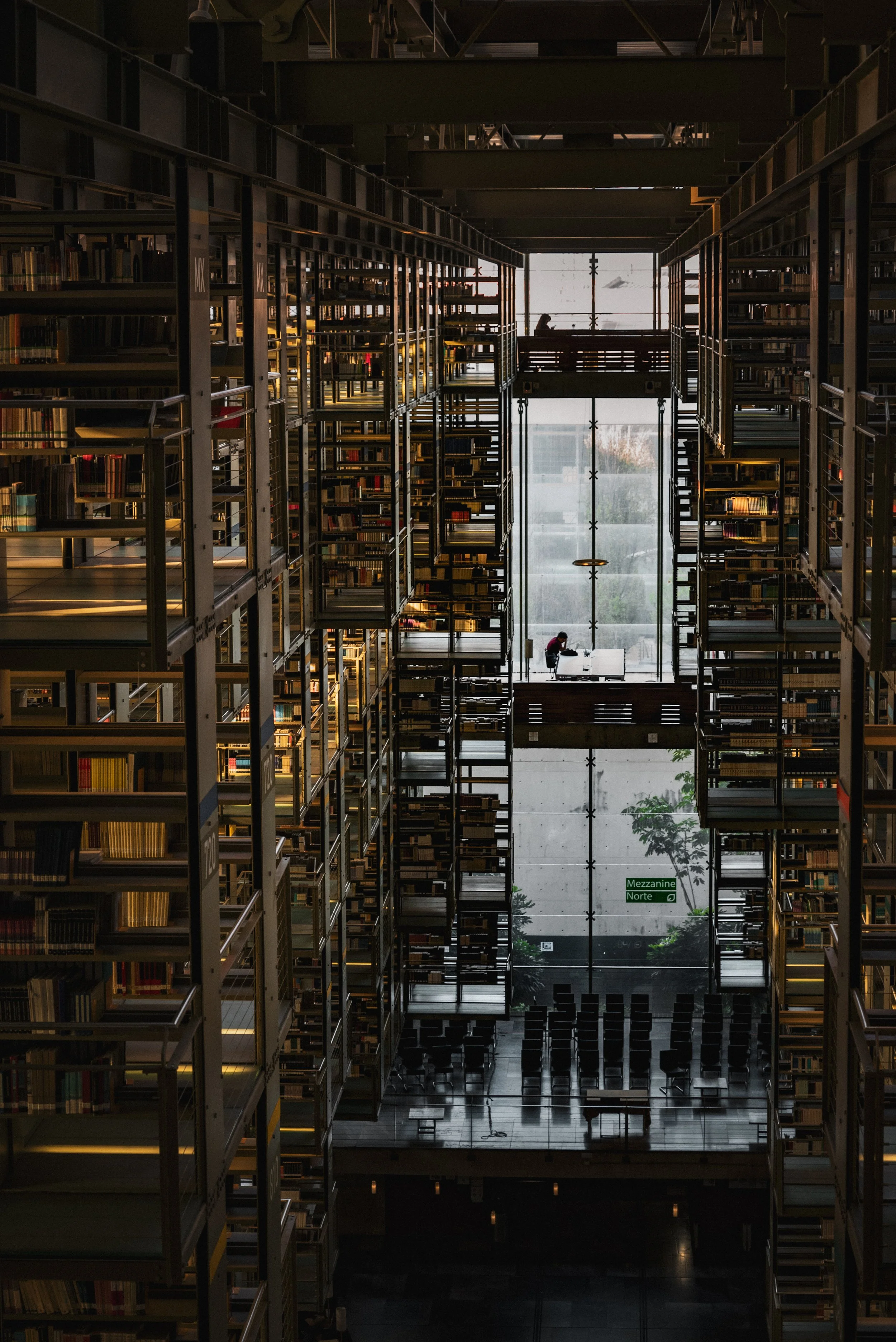 Biblioteca Vasconcelos: How to Photograph Mexico City's Library